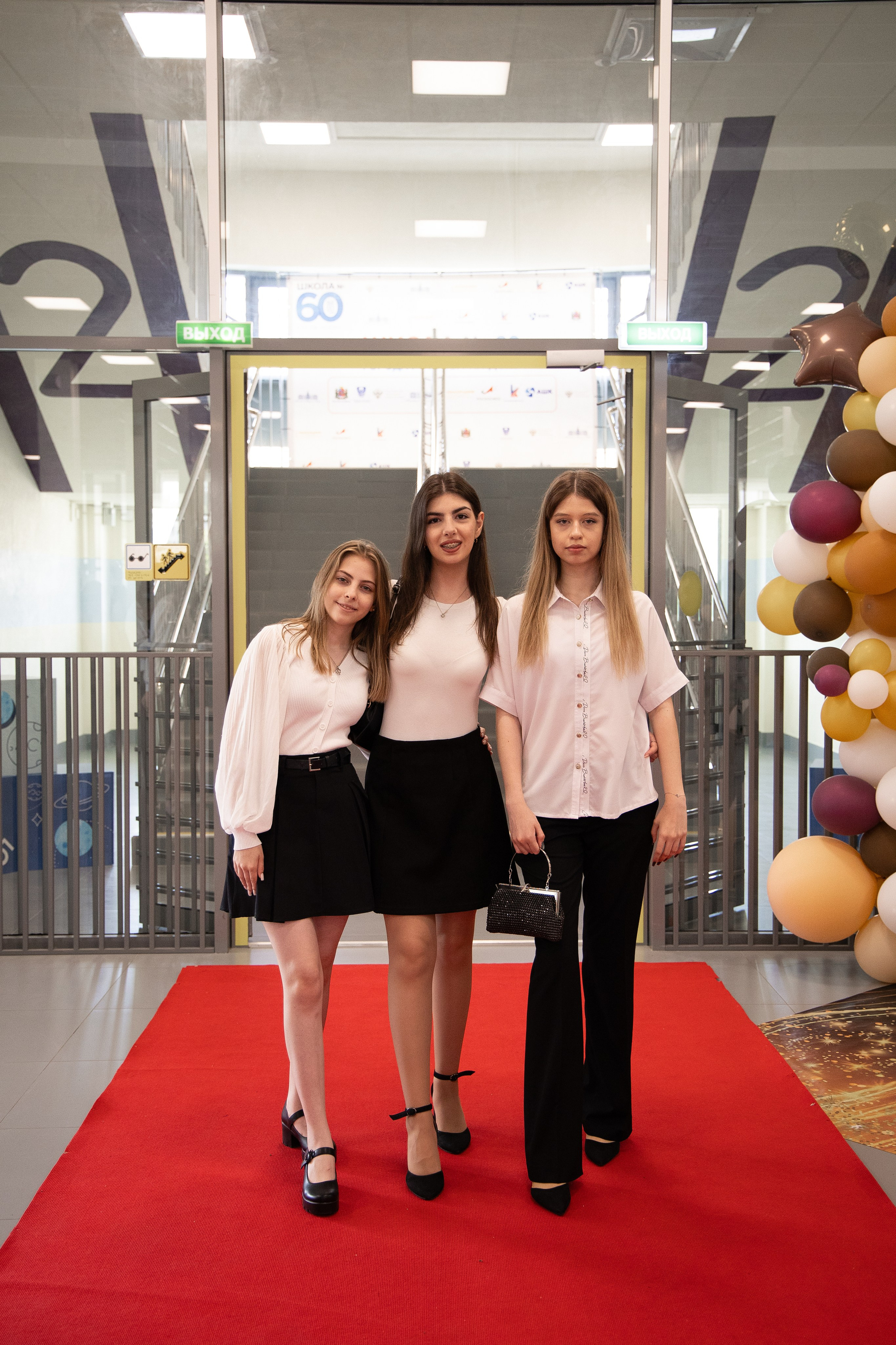 Выпускной в школе. Анна Рышкевич