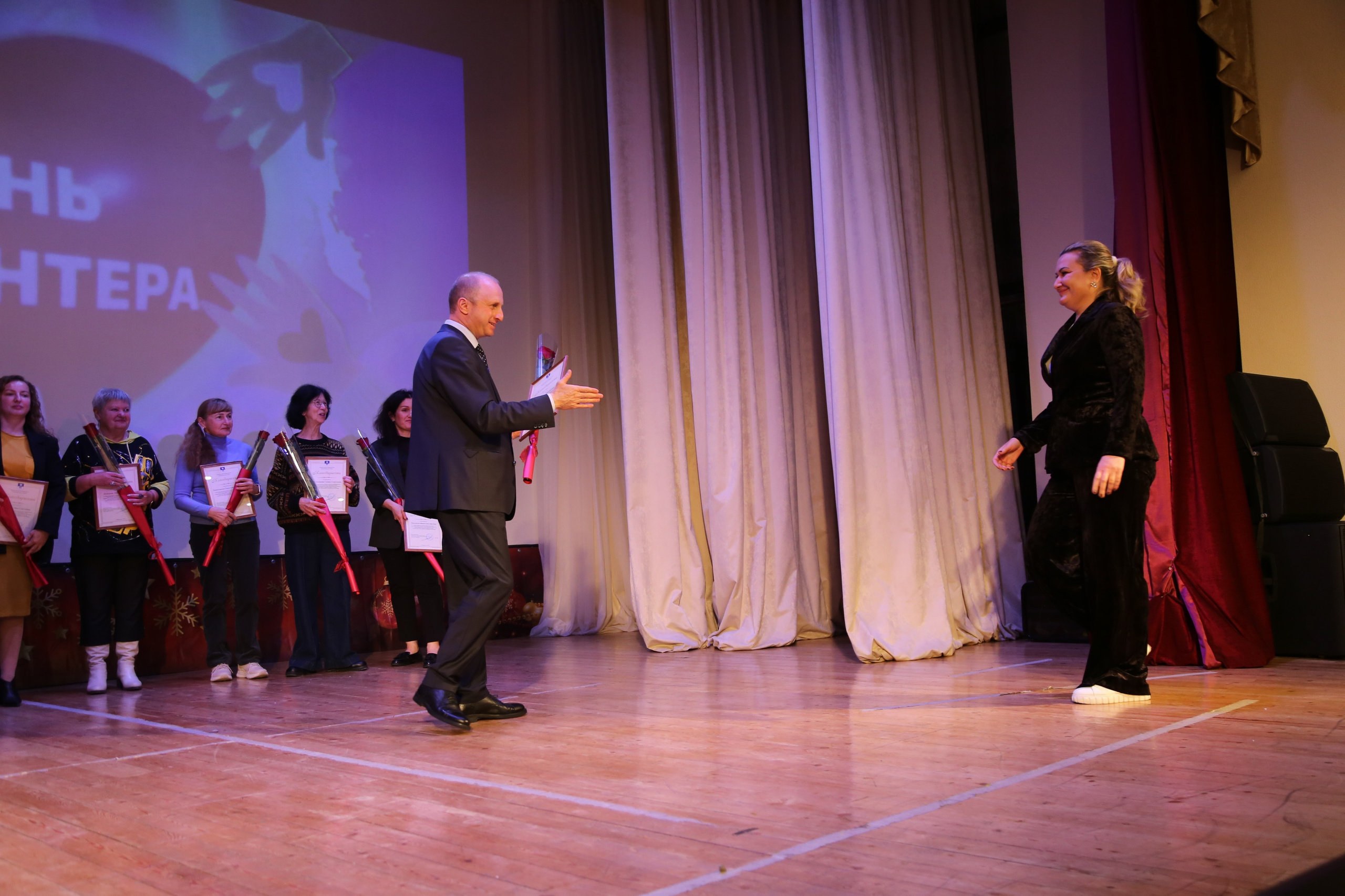 День Волонтёра. Жизнь курорта Кабардинка в фотографиях