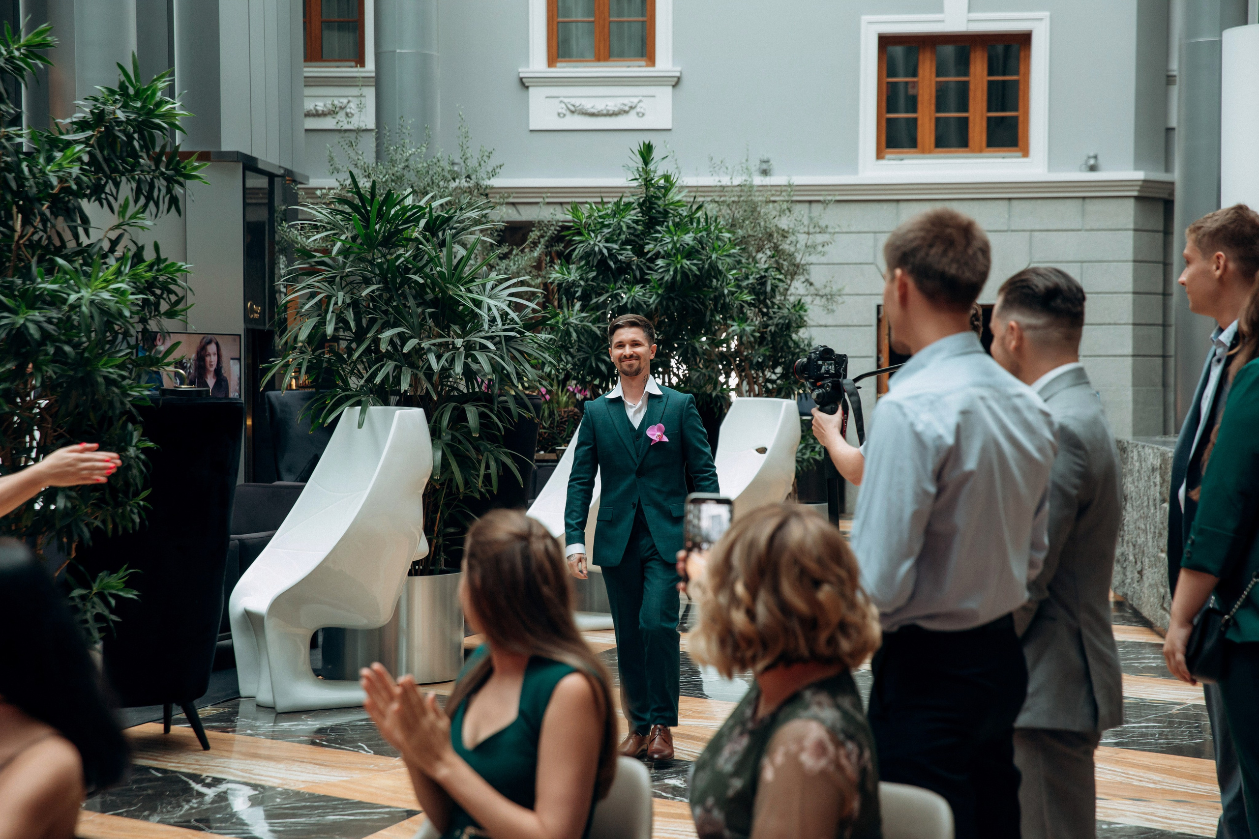 Неоновая свадьба. Свадебный фотограф в Санкт-Петербурге Вика Стукачева