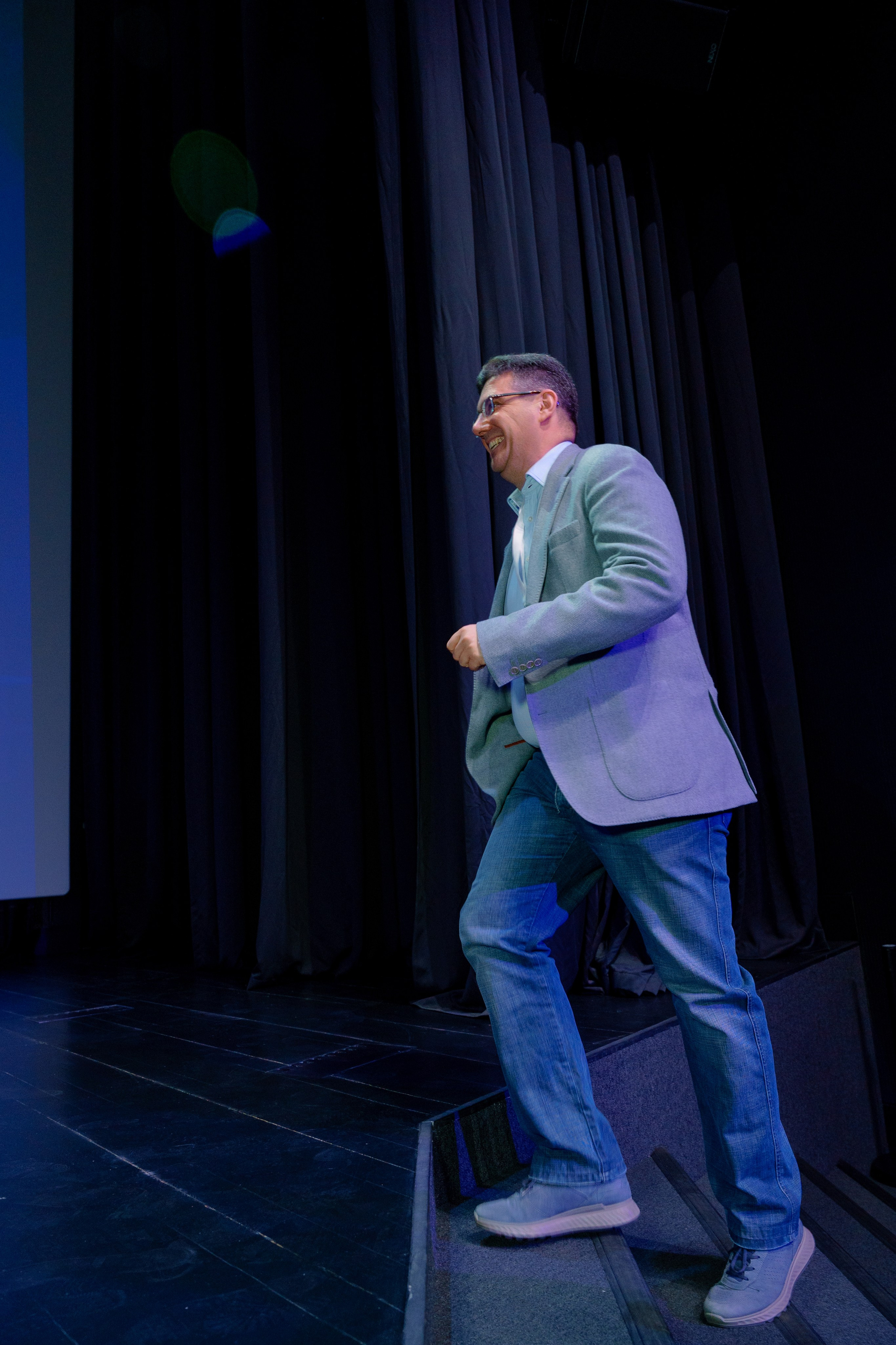 Фотограф на отраслевую партнерскую конференцию в Москве. Репортажный фотограф Москва Сергей Дружинин