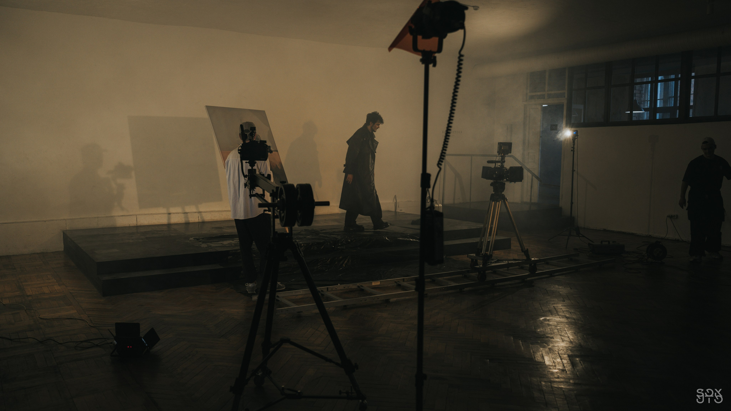 BAKED ROLL x Grad! ent