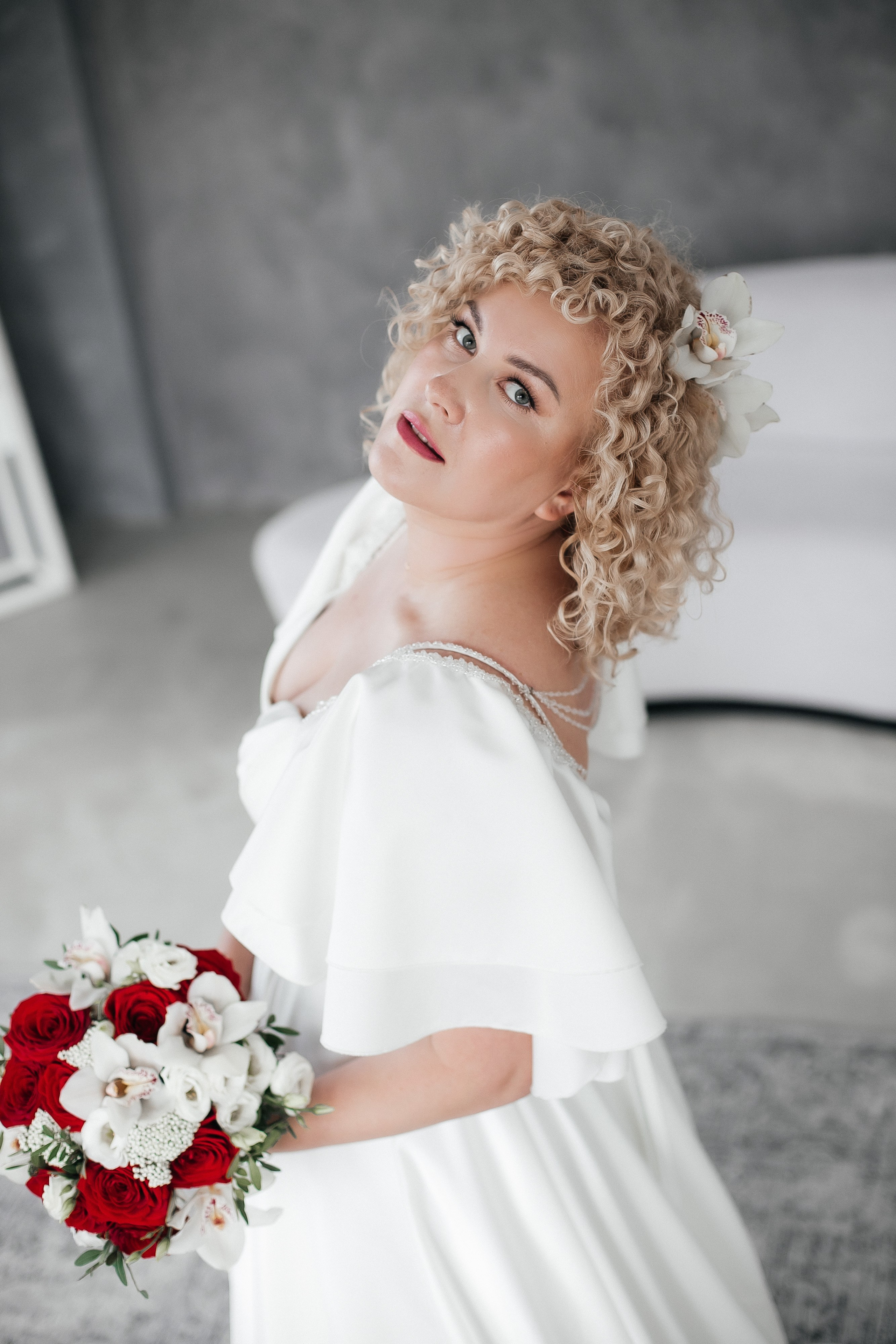 Кудряшки, лето, парк, пижо. Креативный и женский Фотограф Омске Наталья Лебедева