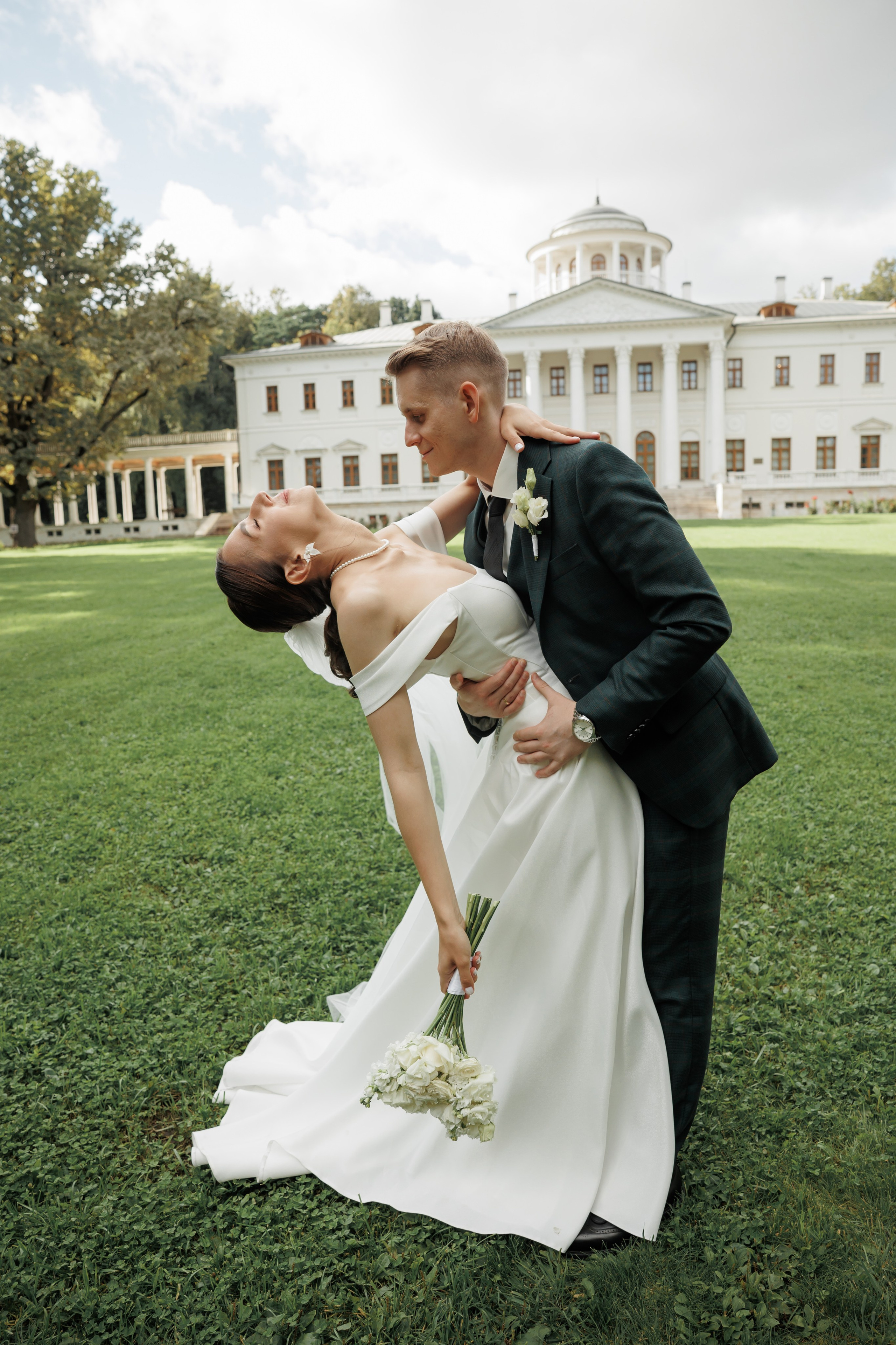 Регистрация в отеле Fish Point, ЗАГС Бутово, прогулка в Остафьево. Свадебный и репортажный фотограф (Москва, Королев и другие)