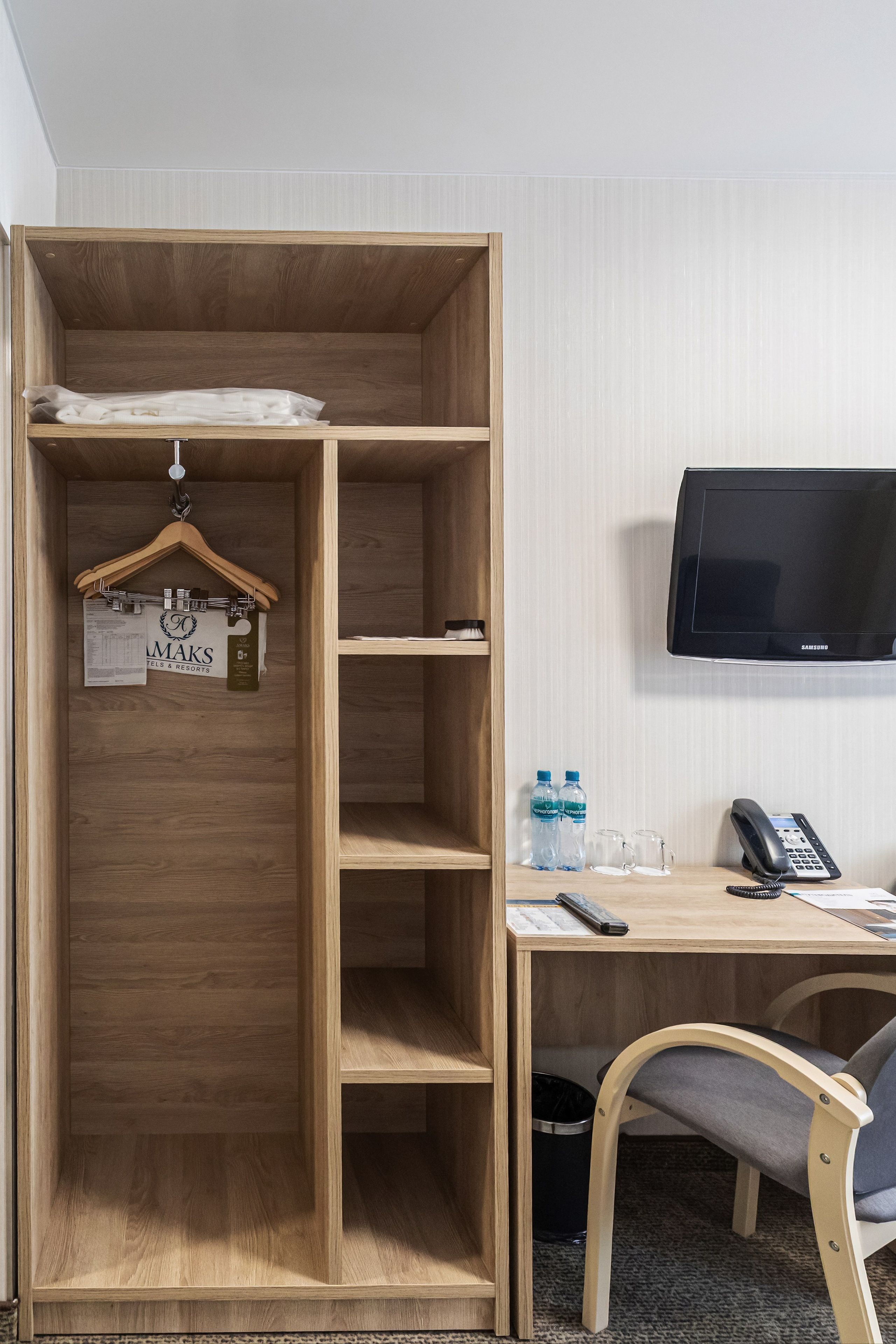 Амакс Сити-отель Уфа, фото Алексея Муравьёва, современный отель,Лобби Амакс Сити-отеля, съёмка фотографа Алексея Муравьёва, гостиничный интерьер,Номера отеля Амакс Сити Уфа, работа фотографа Алексея Муравьёва, комфортабельное размещение,Ресторан Амакс Сити-отеля, фото Алексея Муравьёва, гостиничная кухня,Рецепция Амакс Сити Уфа, съёмка Алексея Муравьёва, сервис для гостей,Спа-зона отеля Амакс Сити, фото Алексея Муравьёва, оздоровительные услуги,Конференц-зал Амакс Сити-отеля, работа фотографа Алексея Муравьёва, бизнес-мероприятия,Лифт отеля Амакс Сити Уфа, съёмка Алексея Муравьёва, современный дизайн,Номера люкс Амакс Сити, фото Алексея Муравьёва, премиальный комфорт,Зона отдыха Амакс Сити-отеля, работа фотографа Алексея Муравьёва, релакс для гостей,Инфраструктура Амакс Сити Уфа, съёмка Алексея Муравьёва, гостиничные услуги,Паркинг отеля Амакс Сити, фото Алексея Муравьёва, безопасность гостей,Вестибюль Амакс Сити, работа фотографа Алексея Муравьёва, элегантность интерьера,Номера стандарт Амакс Сити-отеля, съёмка Алексея Муравьёва, удобство проживания,Общественные зоны Амакс Сити Уфа, фото Алексея Муравьёва, современный дизайн,Ресторан и бар Амакс Сити, работа фотографа Алексея Муравьёва, гастрономические предложения,Интерьер отеля Амакс Сити Уфа, фото Алексея Муравьёва, гостиничный стиль,Мебель номеров Амакс Сити, съёмка Алексея Муравьёва, комфорт для постояльцев,Освещение отеля Амакс Сити, работа фотографа Алексея Муравьёва, уют для гостей,Терраса Амакс Сити-отеля, фото Алексея Муравьёва, панорамный вид