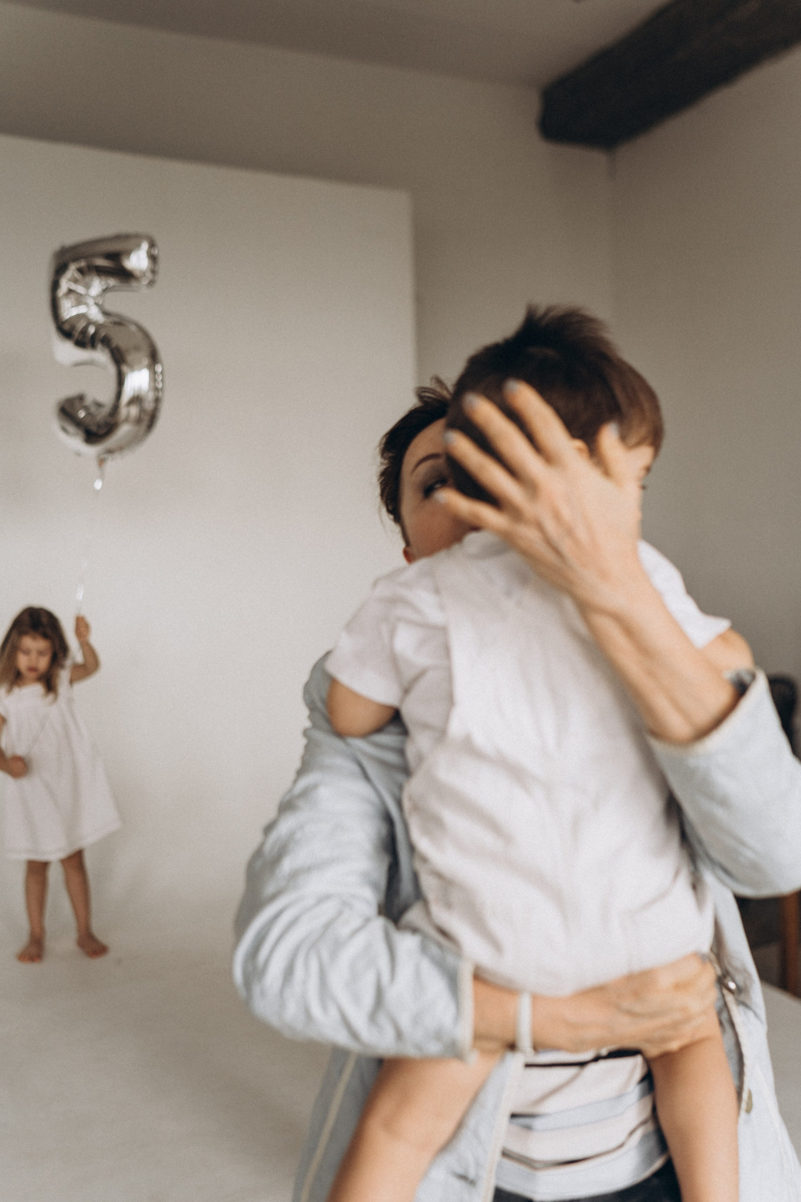 Лиам, Мила, Диана и родители. Семейный и домашний фотограф в Уфе Ирина Гарасюта