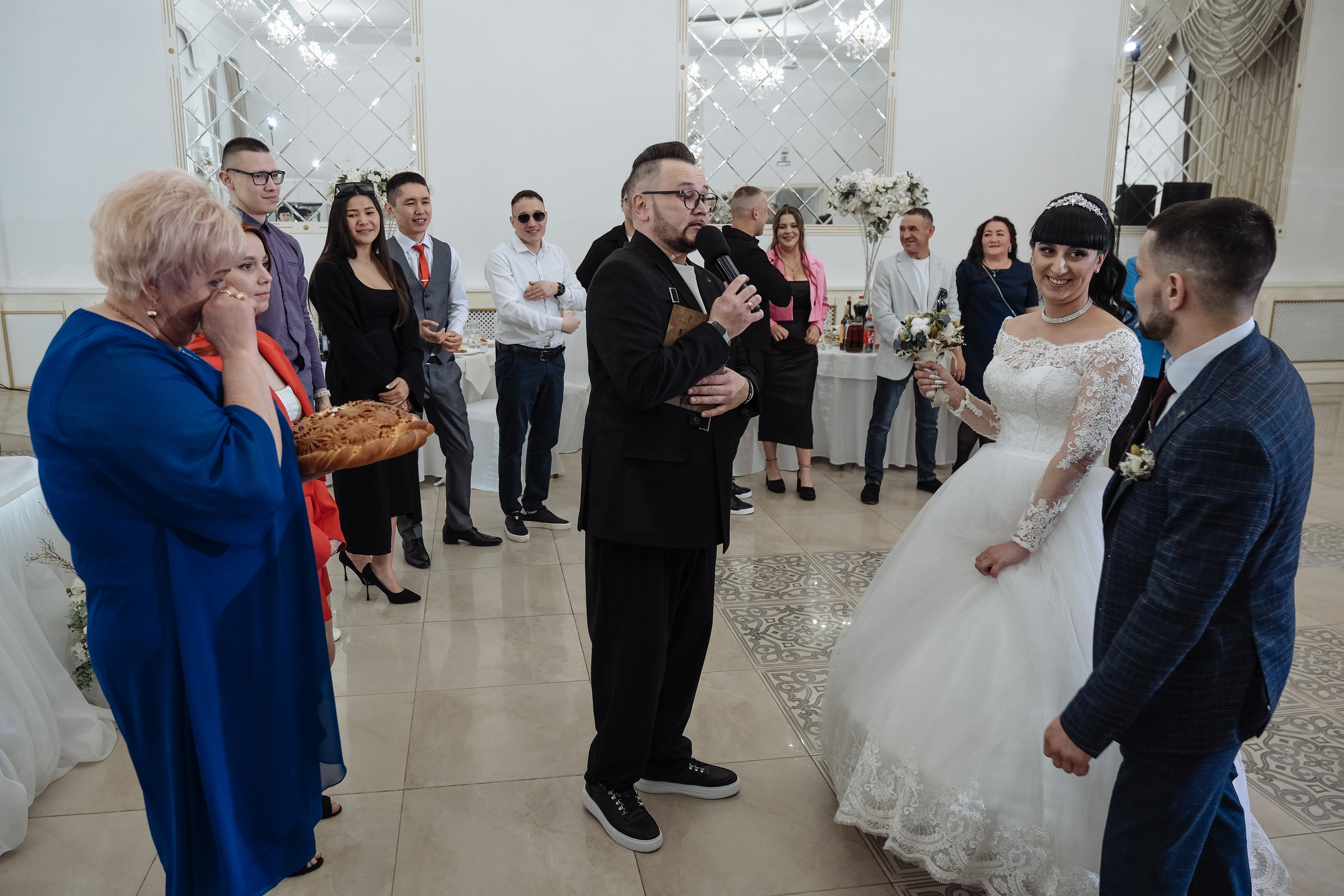 Сергей и Евгения_свадебная фотосессия в Версале. Свадебный фотограф в Челябинске Сырчикова Наталья