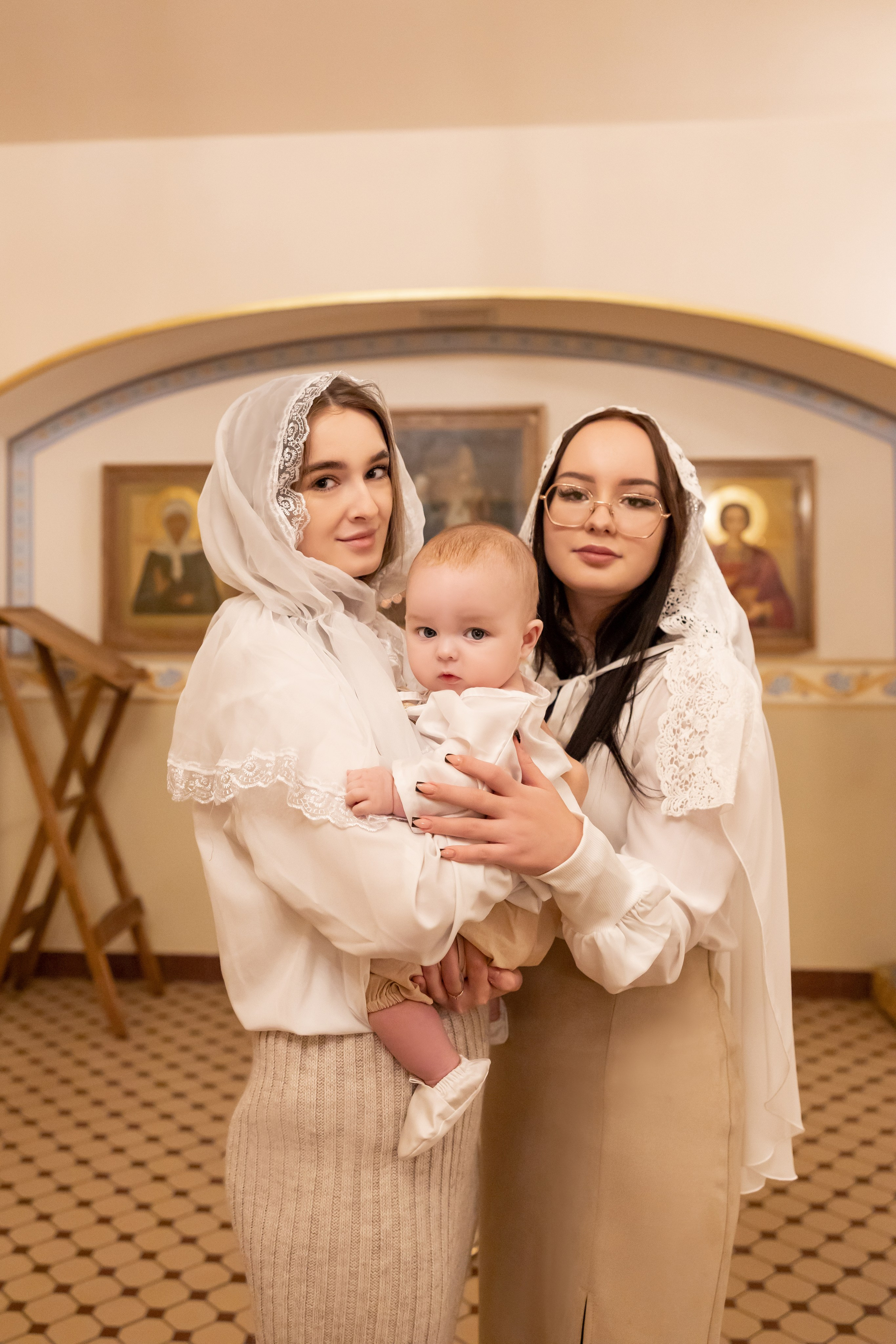 Крещение в Храме Покрова Пресвятой Богородицы. Семейный фотограф в Рязани и Рязанской области