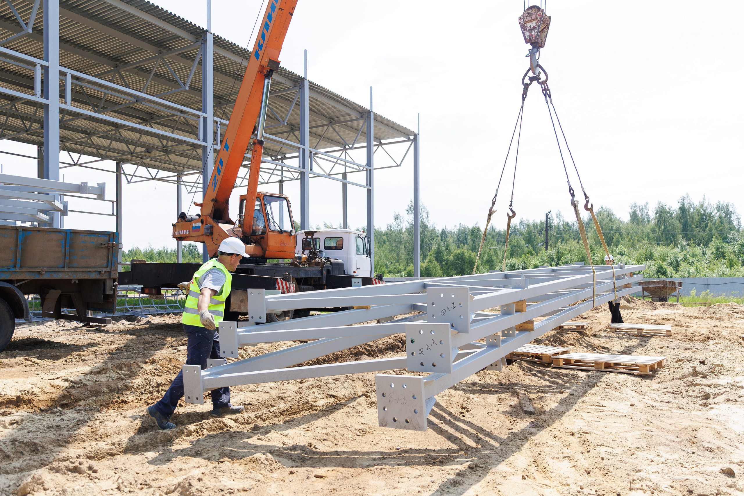 Склады под аренду. Фотосъёмка для бизнеса — предметное фото, репортаж с мероприятий, портреты людей, съёмка интерьера и экстерьера