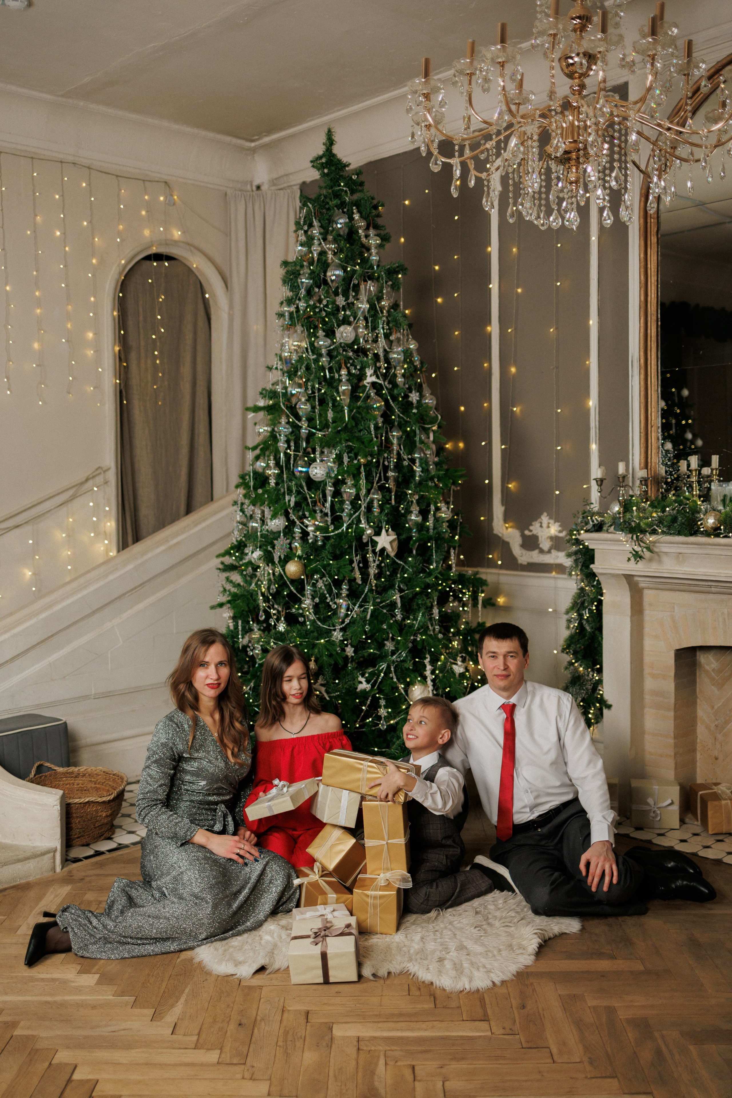 Семейная новогодняя фотосессия. Семейный фотограф г. Тюмень