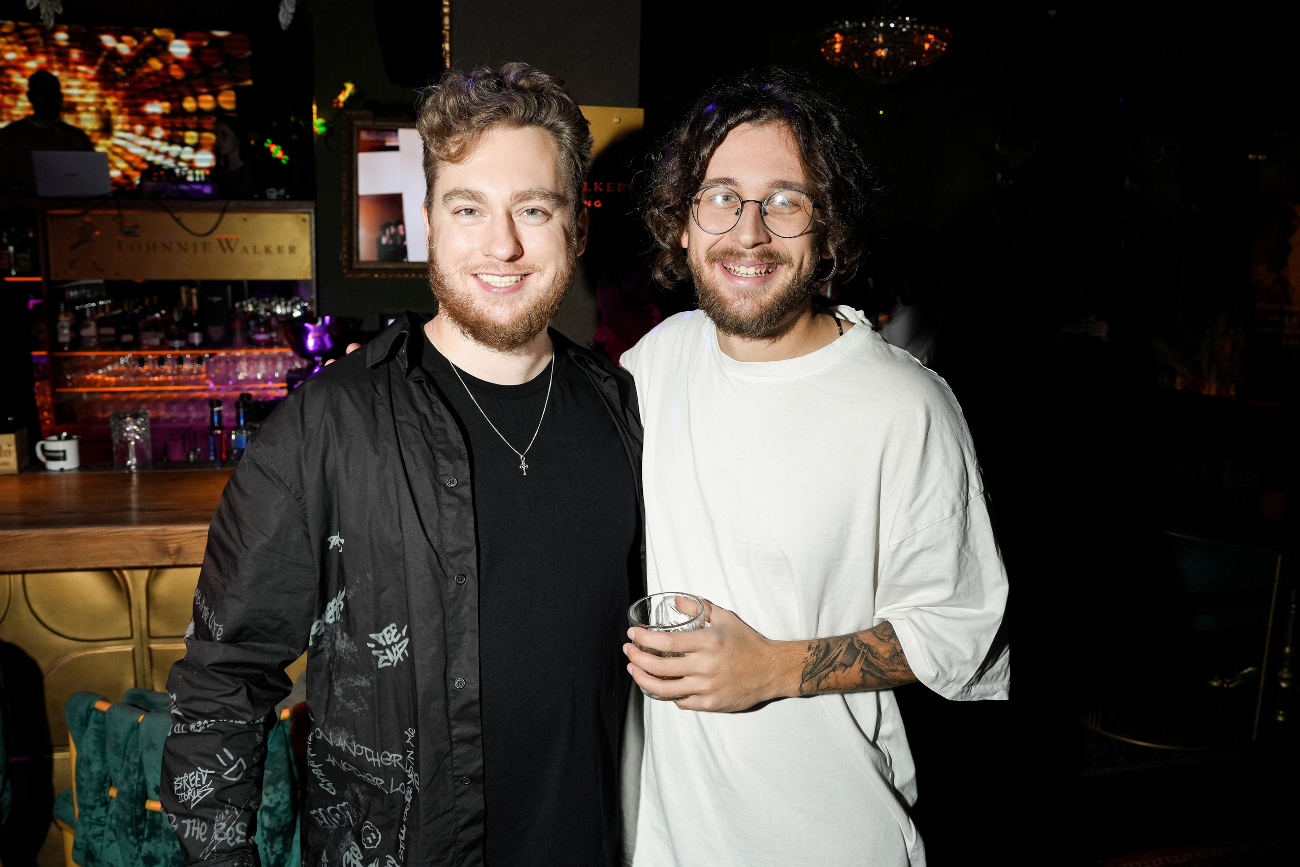 EVENT-туса в караоке. Свадебный фотограф и видеограф в Ростове-на-Дону. Максим и Наталья Лебедевы