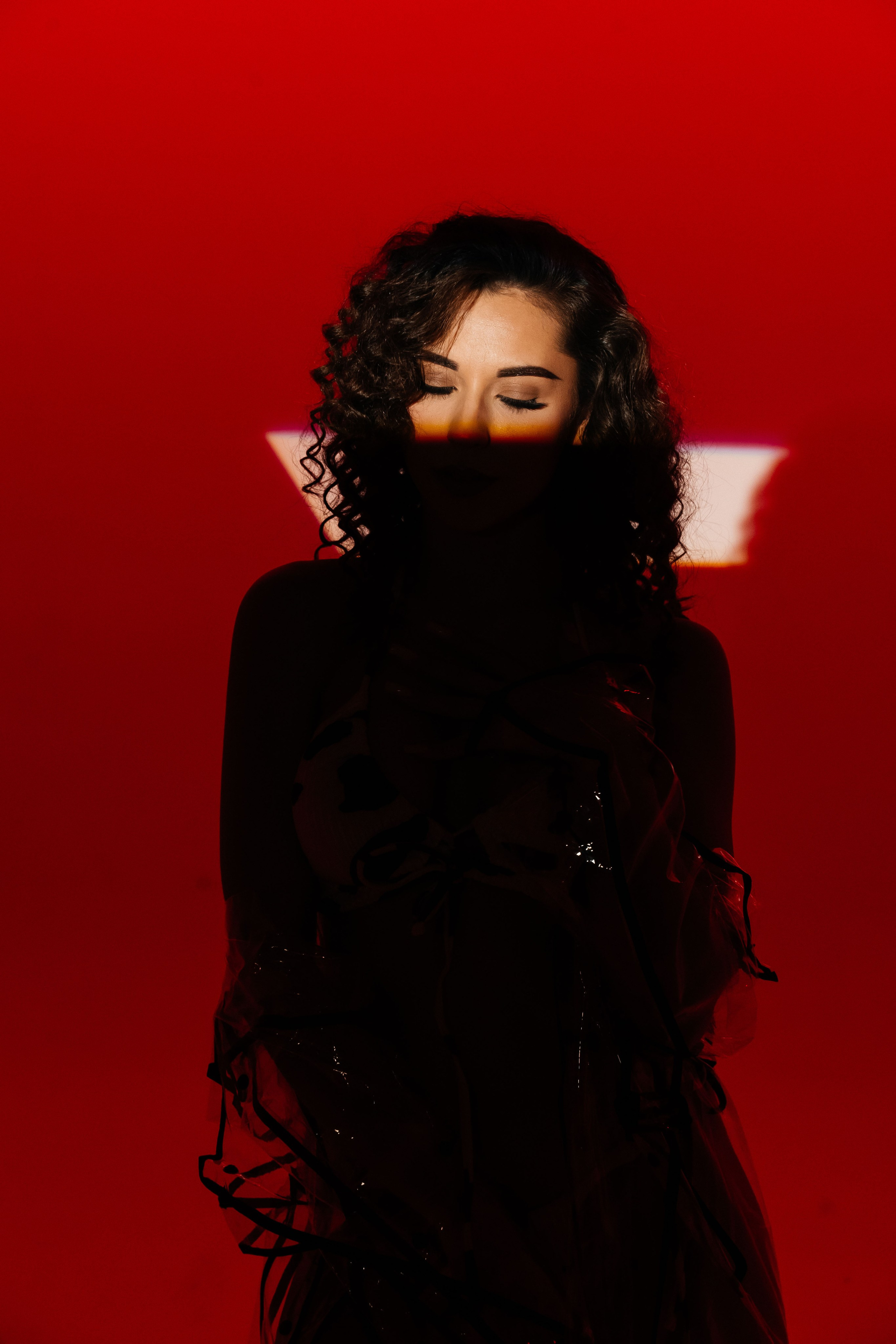 Студийный минимализм. Виктория Алпеева — фотограф по любви