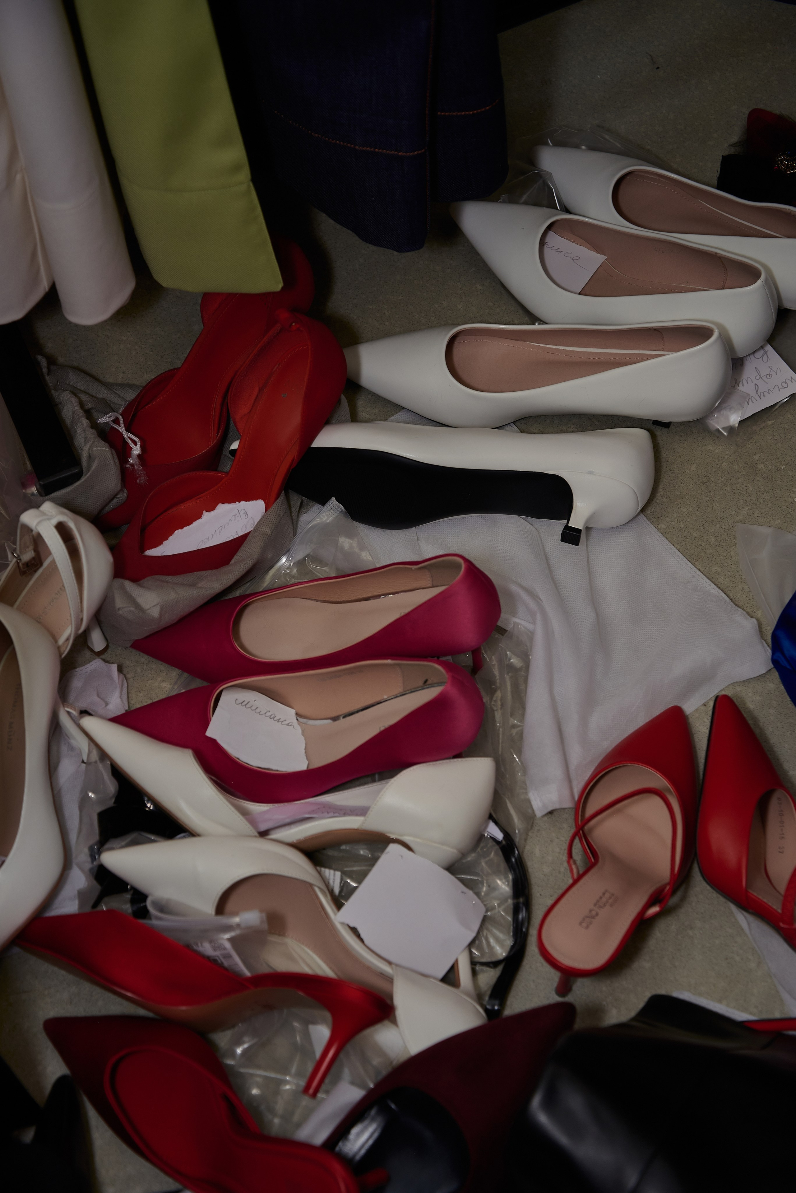 Backstage с показа ALENA COJOCARU RFW 2025. Наталия Дианова — фотограф для брендов и экспертов в Москве