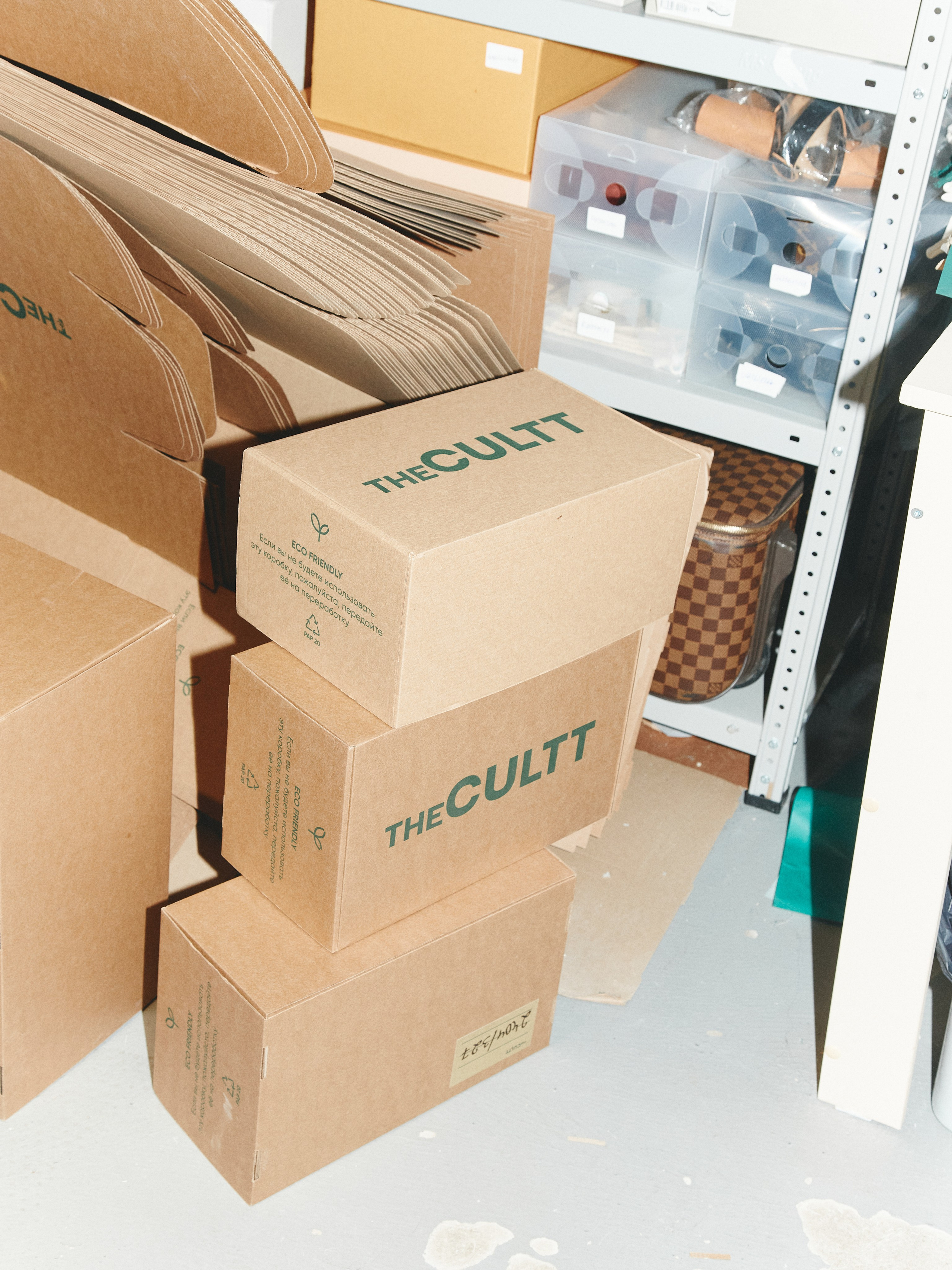 CHAIKA x THE CULTT working girl. Photographer Daria Ilkevich