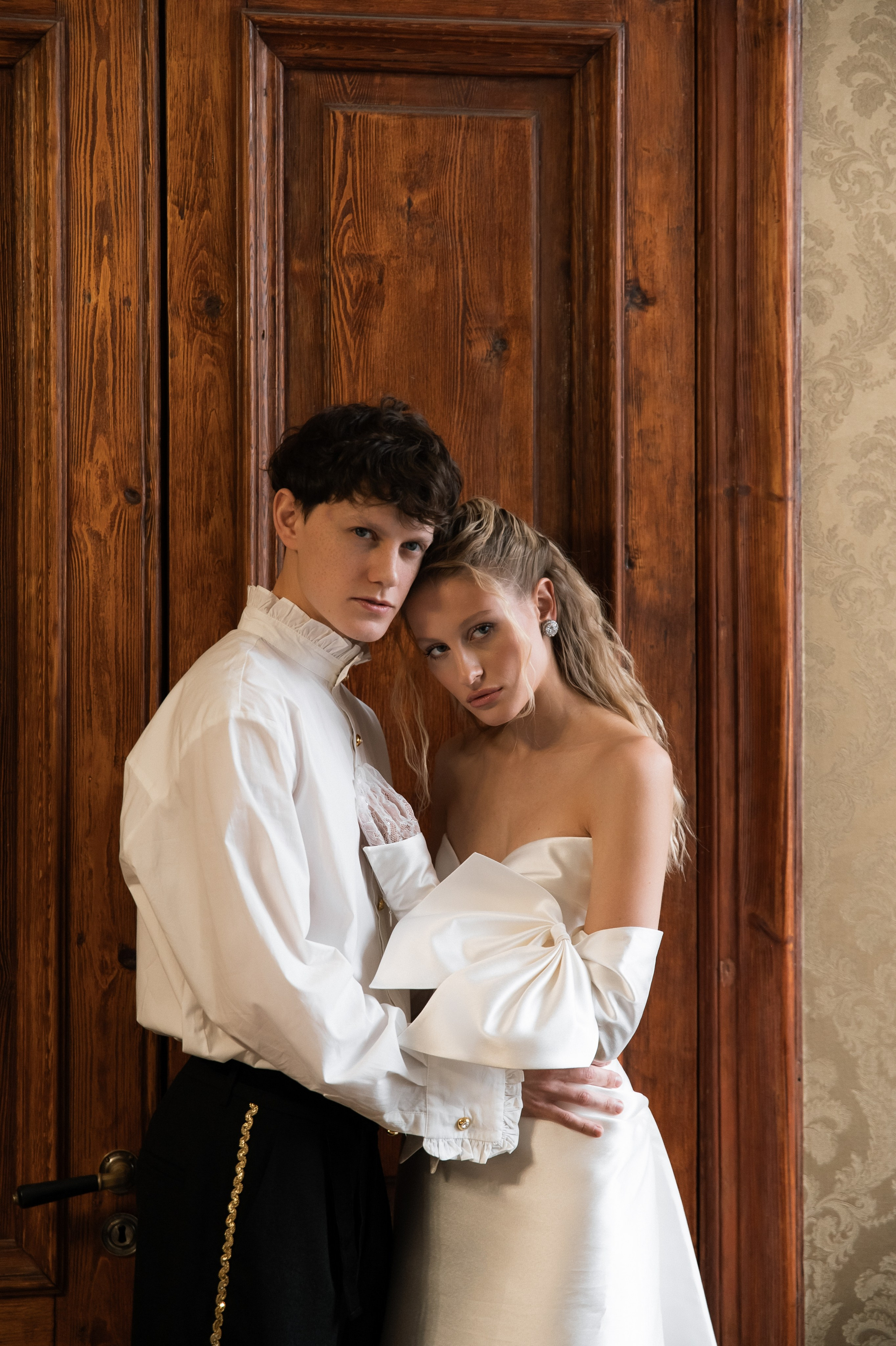 Свадебная съемка в исторической квартире на Чистых прудах. Ярослава Ерина — свадебный фотограф в Москве