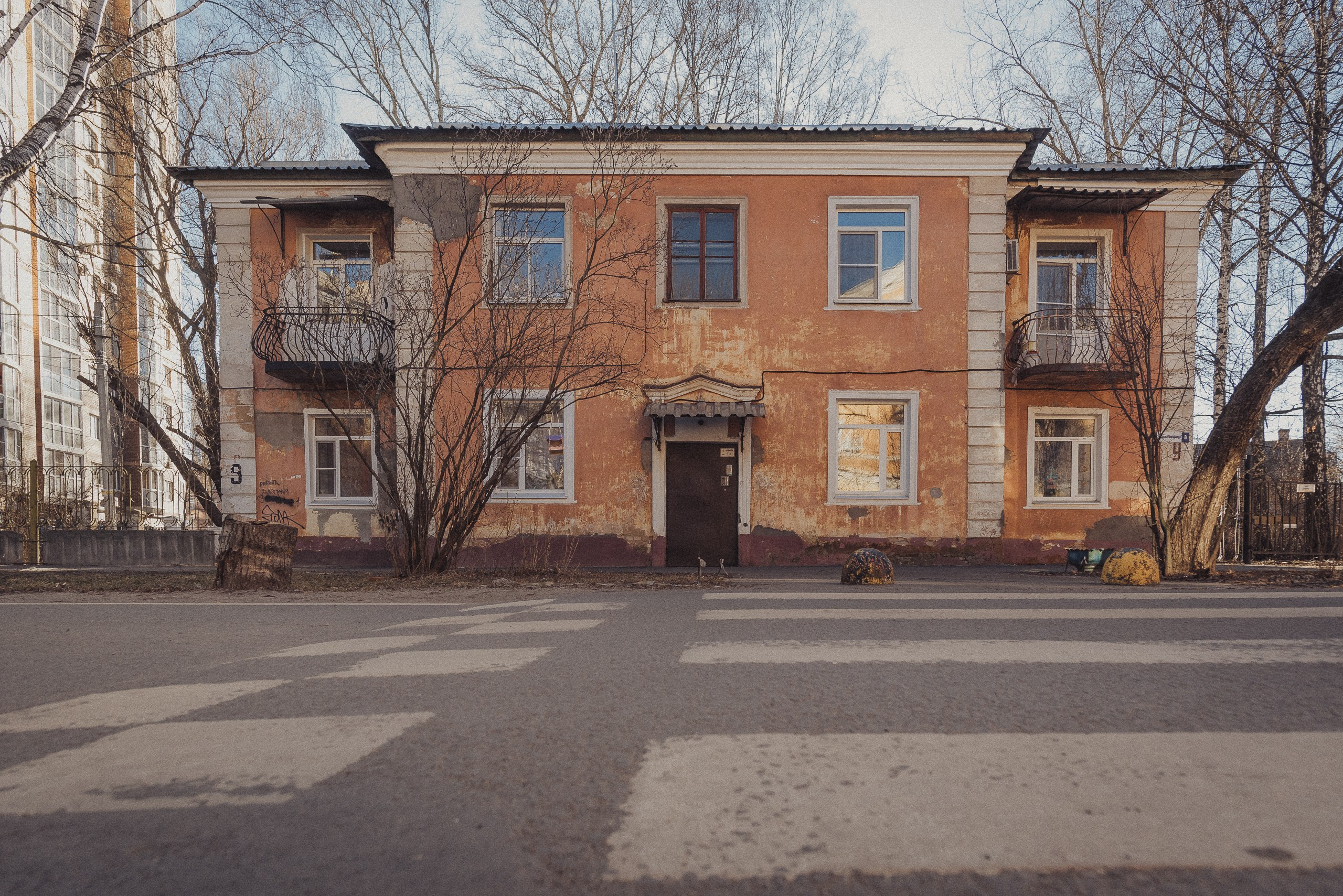 Проект #улицыгорода. Ярославль, улица Лизы Чайкиной. Документальный фотограф Илья Тихановский