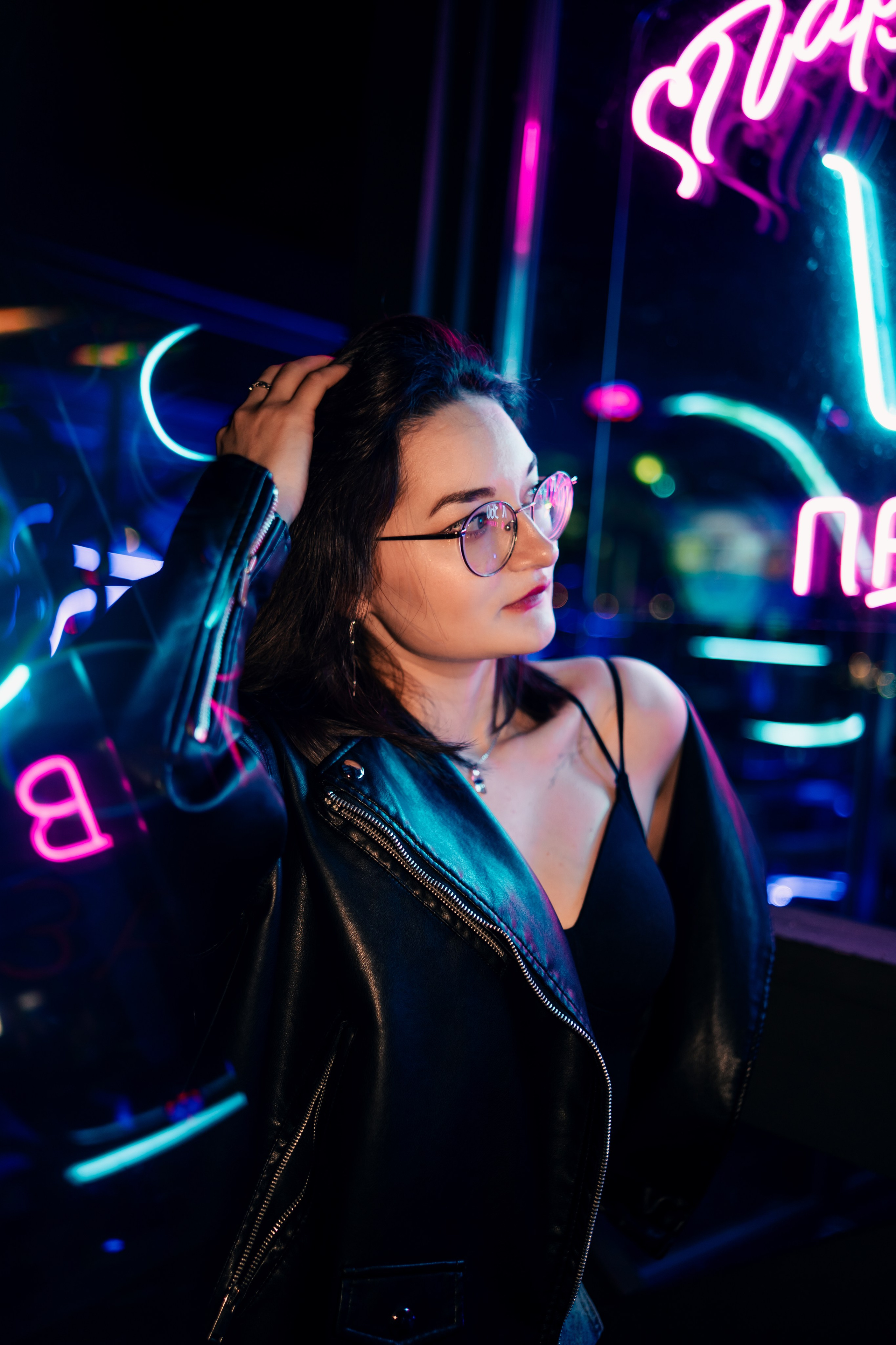 Юля | Палитра неоновых огней. Felixtones