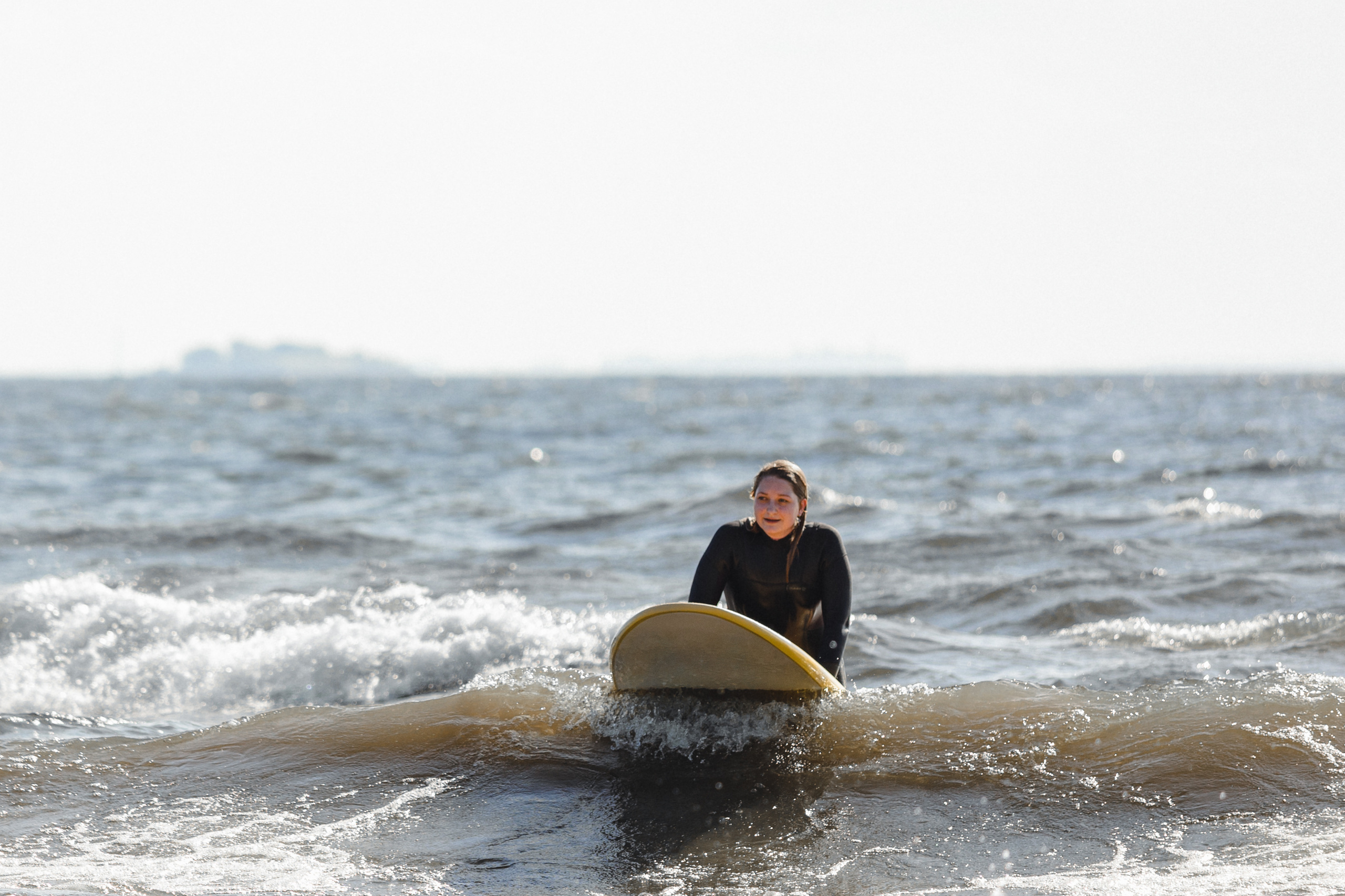 Урок по серфингу в Солнечном. Фотограф в Санкт-Петербурге