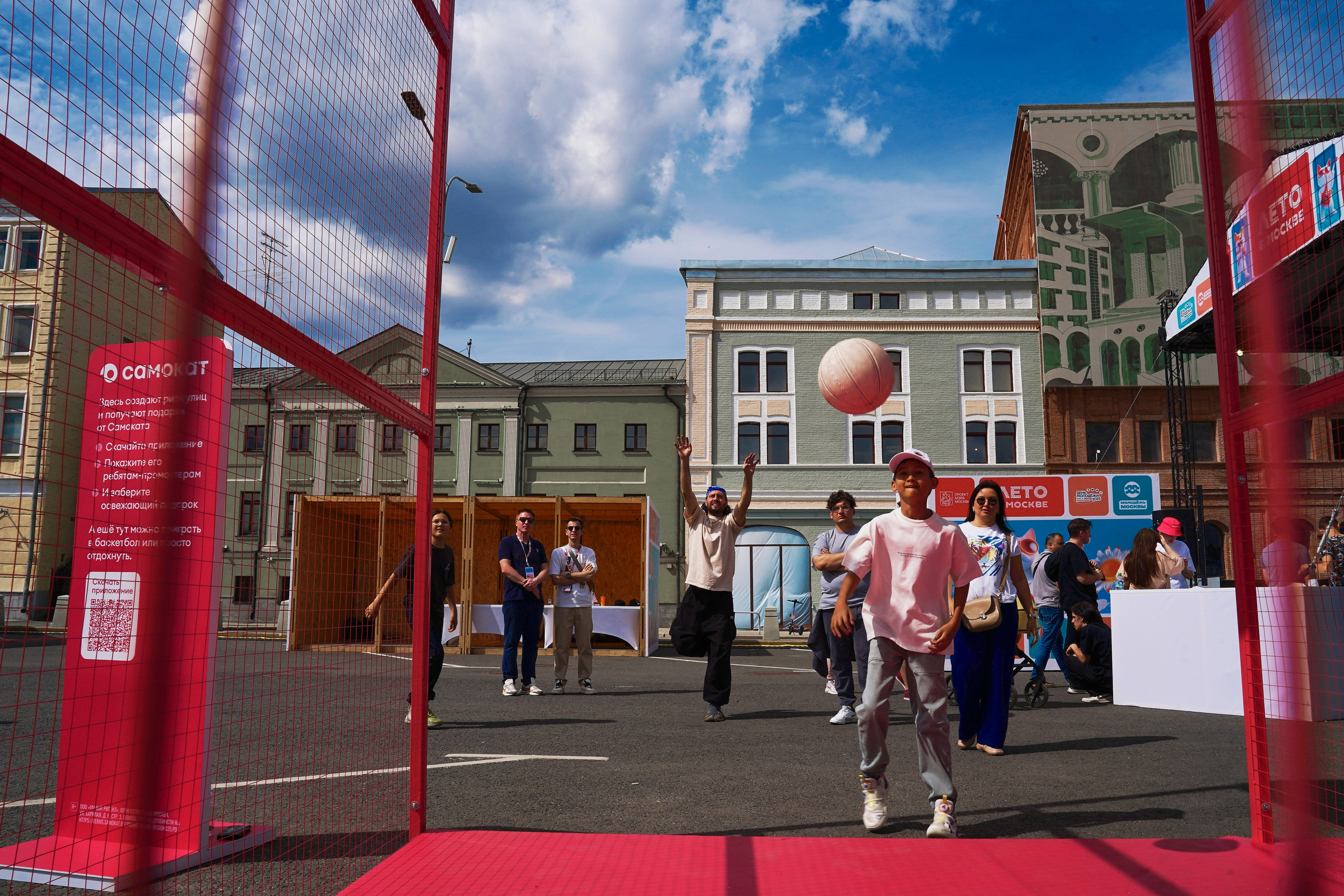 Самокат. Фотограф