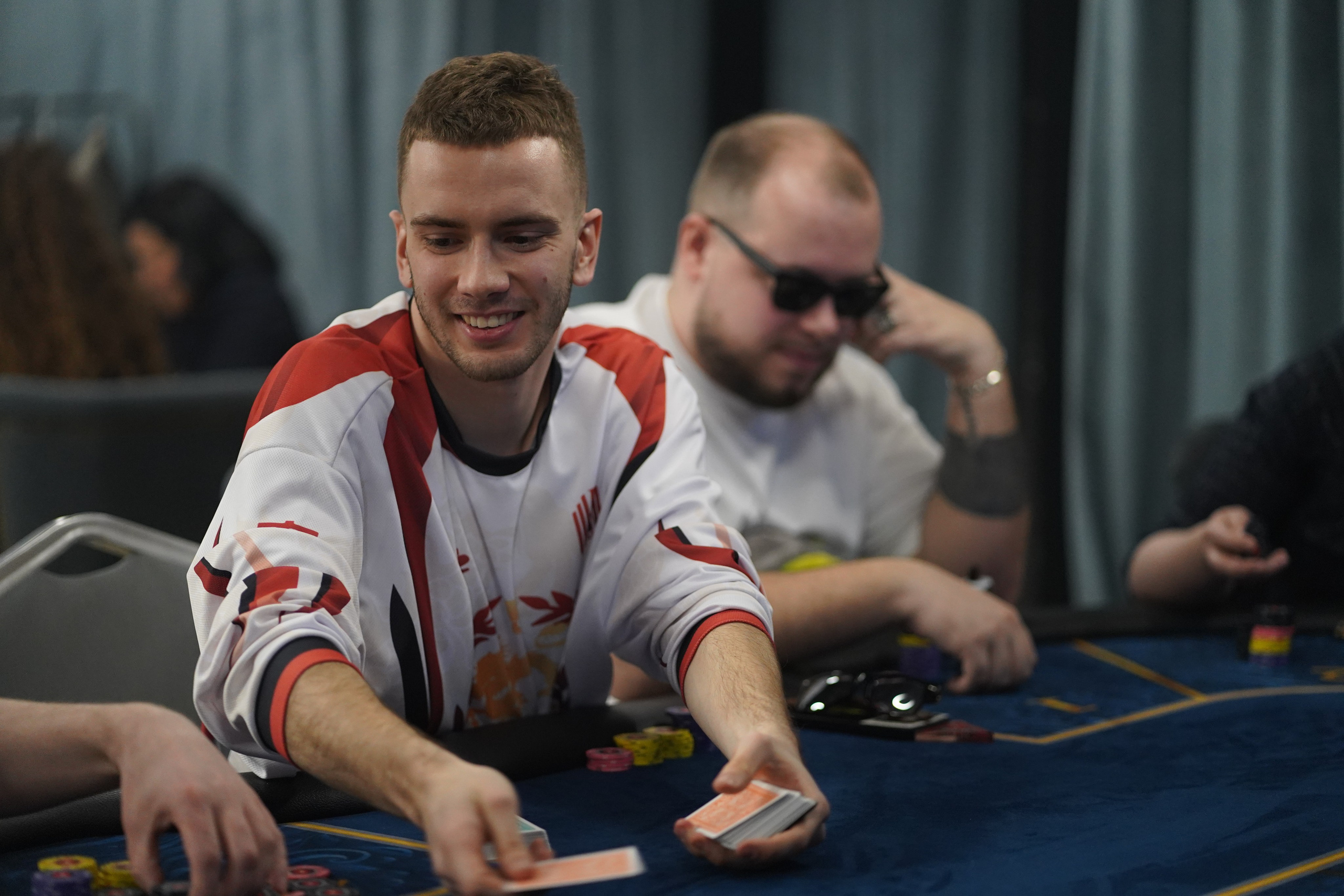 Покер. Фотограф