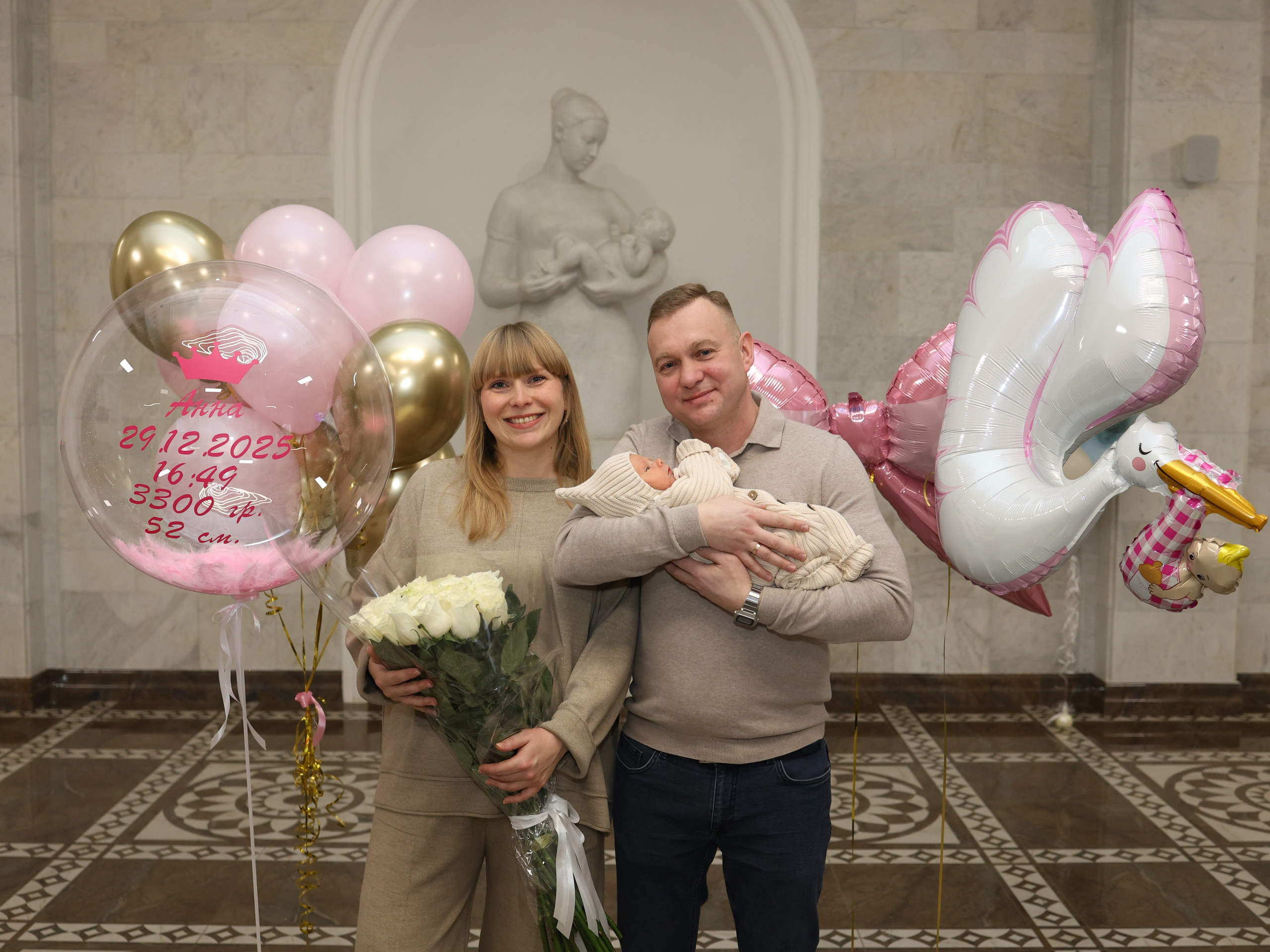 Выписка из роддома. Фотограф на крещение Москва