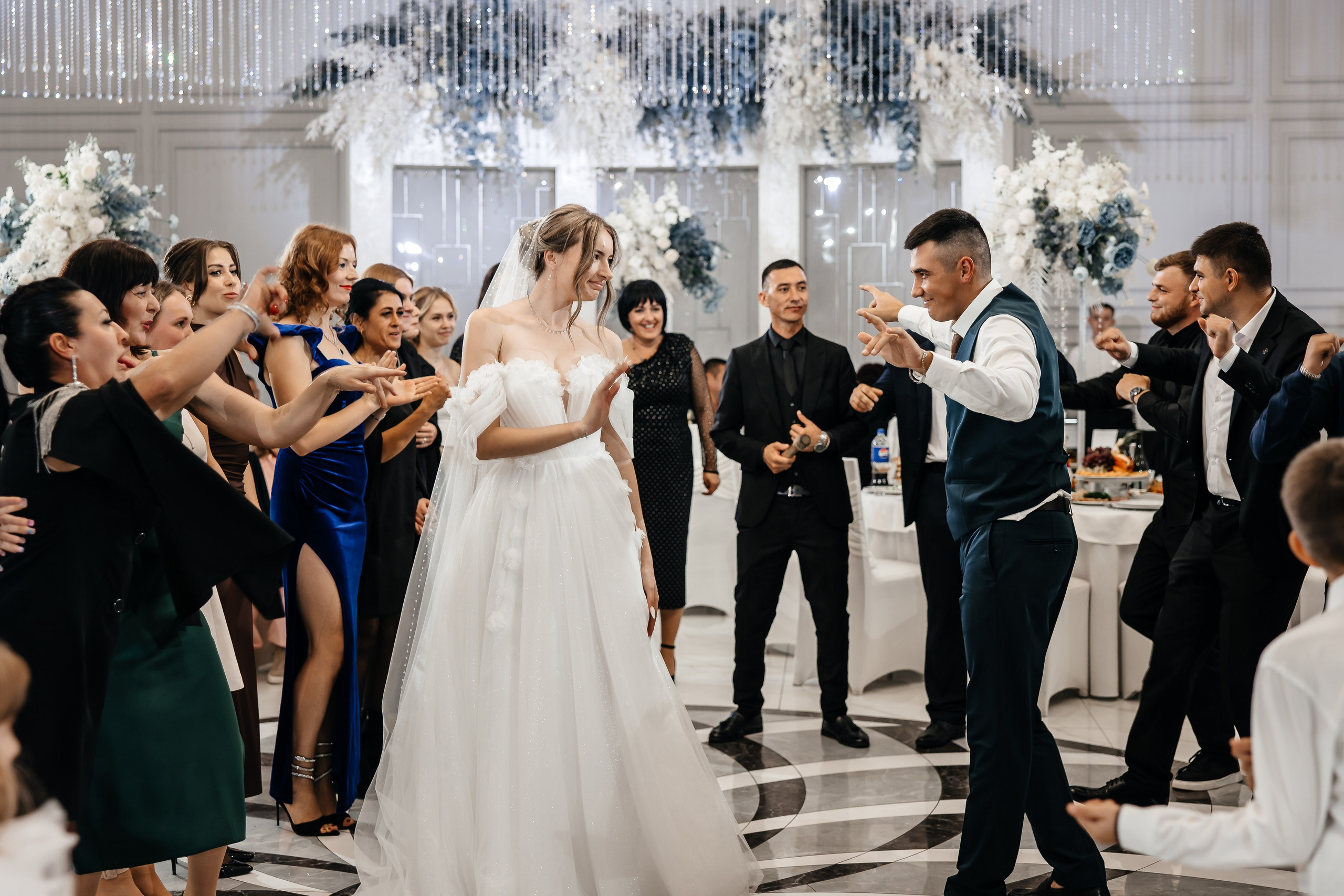 Анонс свадьбы Максима и Алены. Свадебный фотограф в Крыму и Севастополе Ольга Баскакова