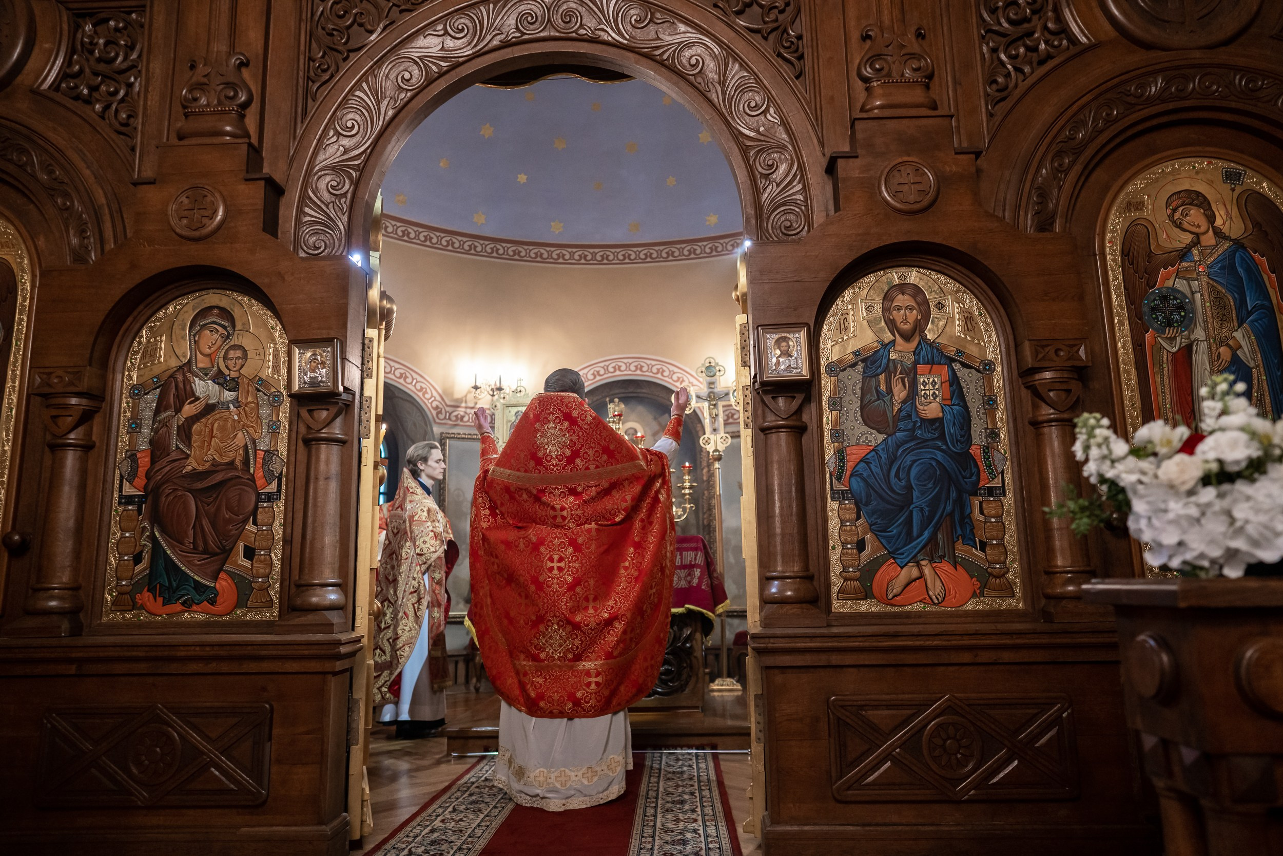 Престольный праздник в храме Воскресения Христова (Форосская церковь). Церковный фотограф Севастополь
