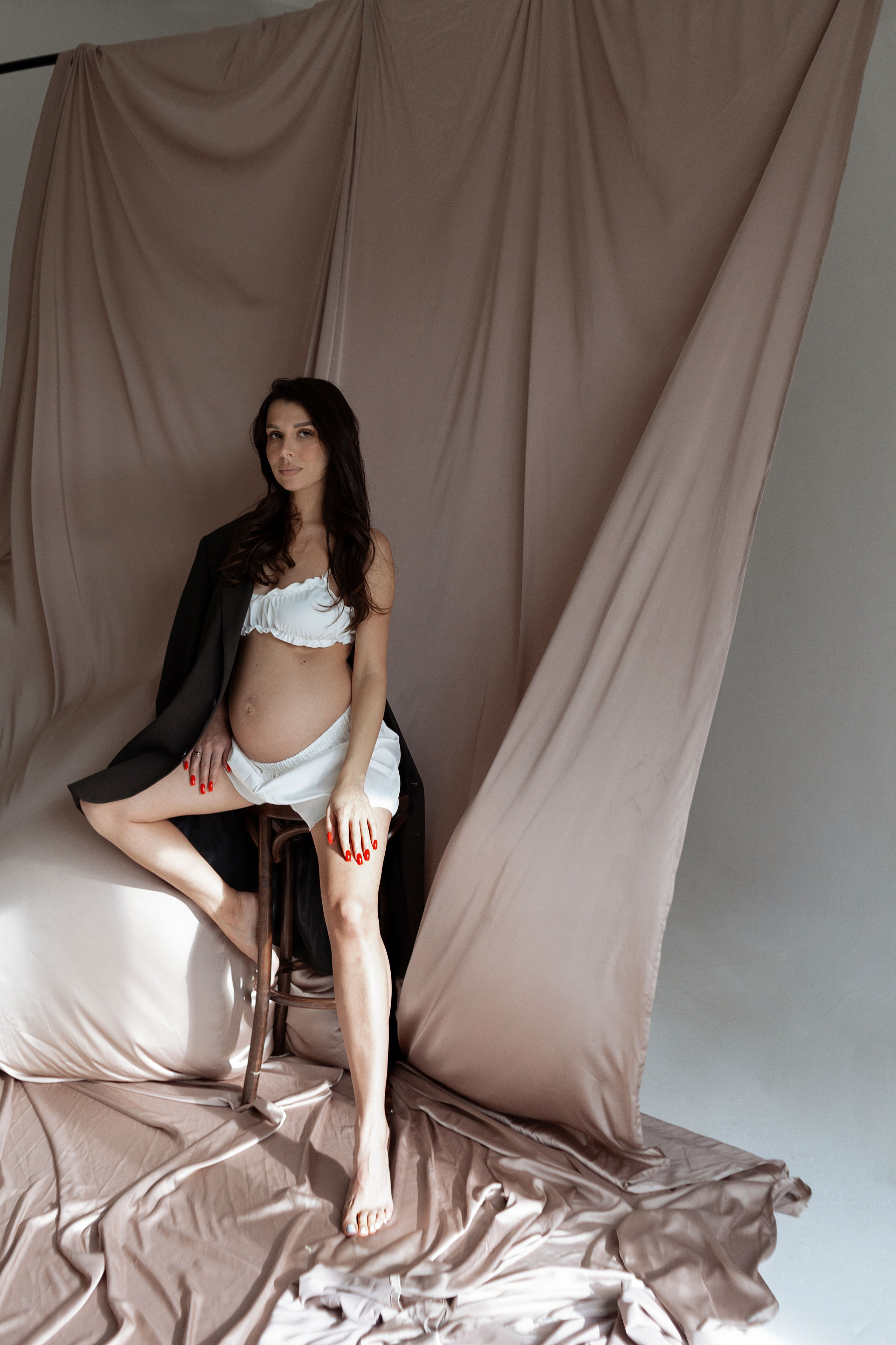 Беременность. Меня зовут Филатова Юлия и я фотографирую женский портрет, семейные съемки, детей в МО и Москве