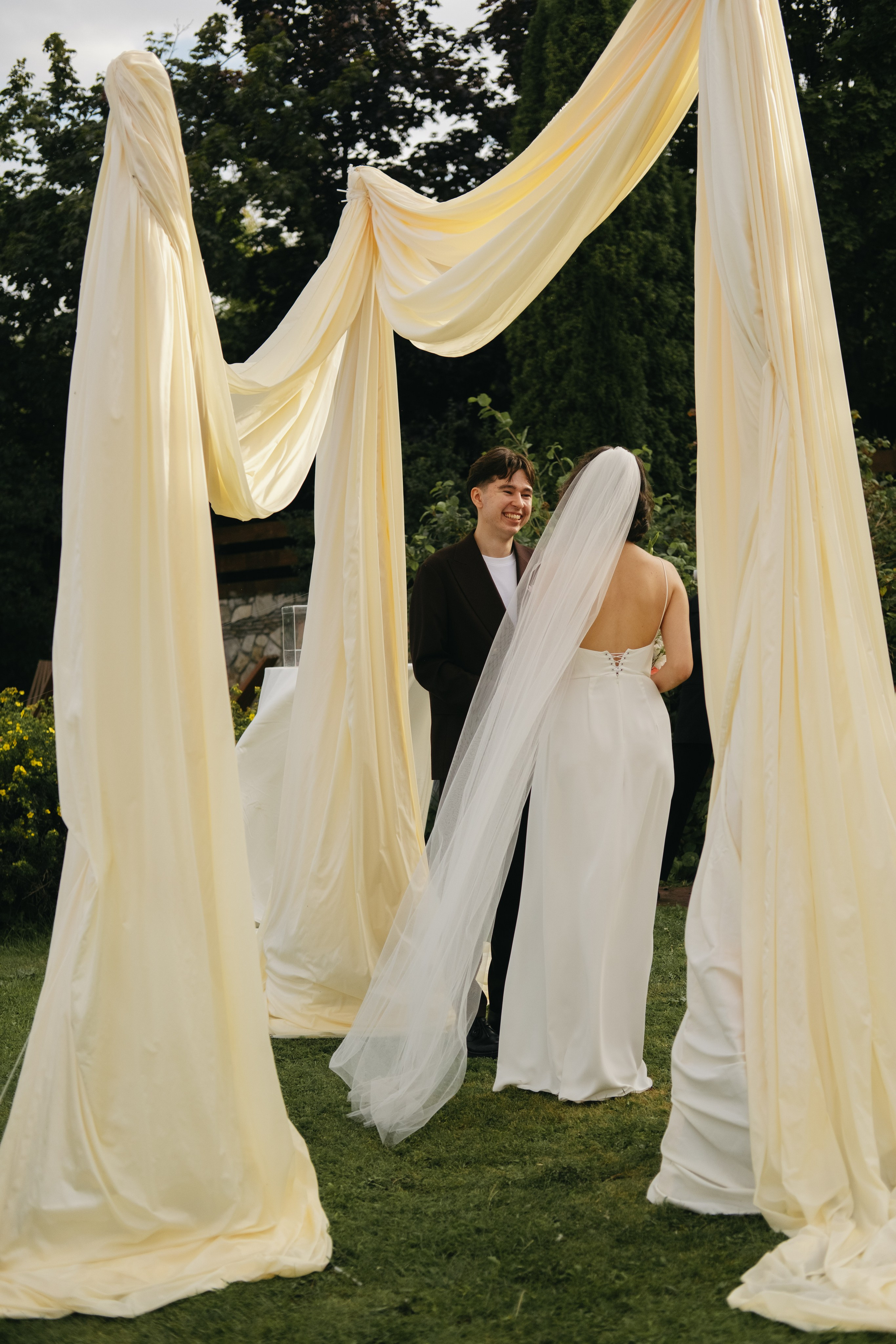 Молодые счастливые. Обо мне