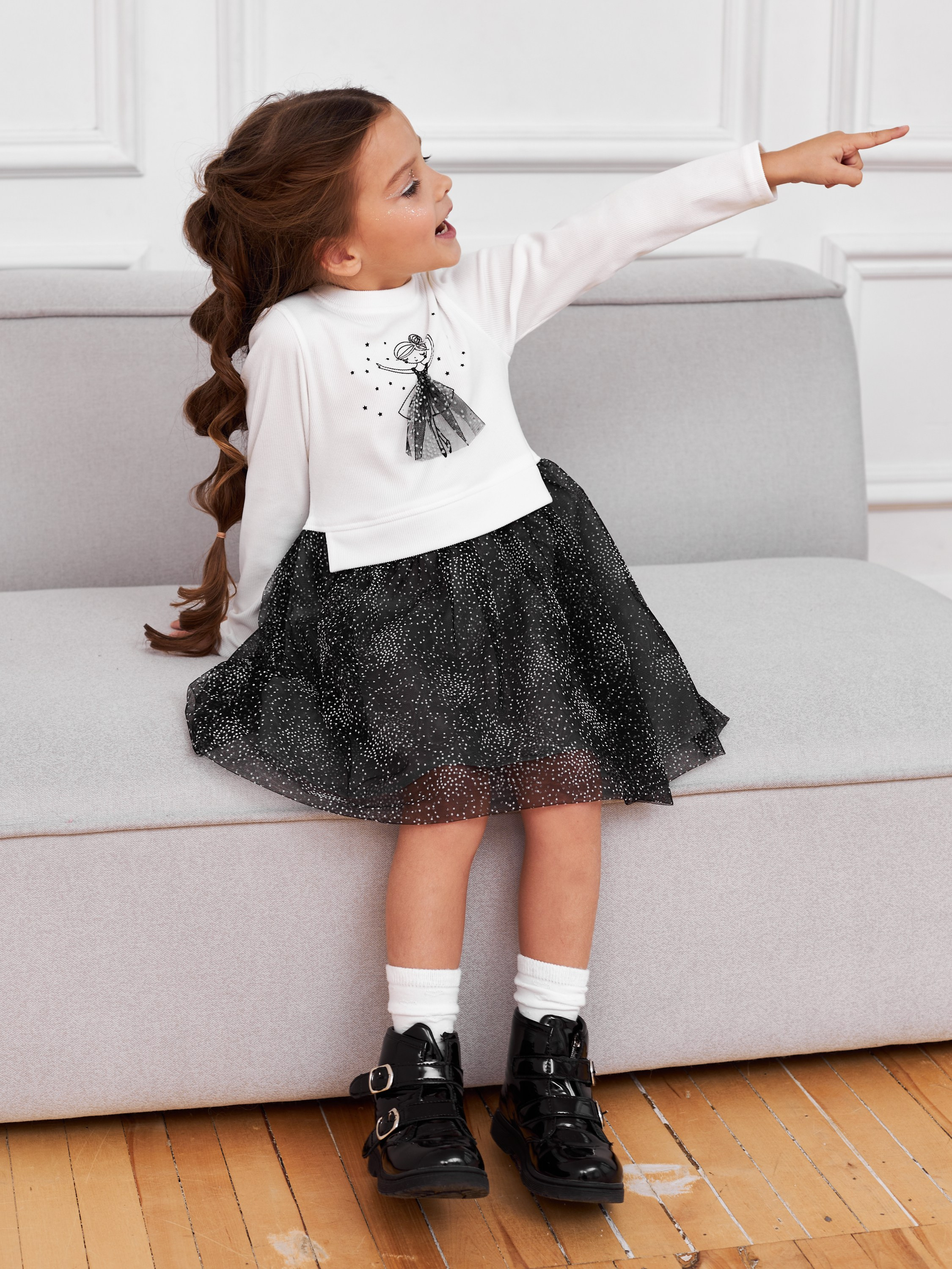 Фотосъемка платьев для девочек Екатеринбург Wildberries ВБ Ozon Озон фотосессия детей Екб заказать цена фотосъемка товара WB детское платье. Фотограф Екатеринбург Анастасия Жерновская | Маркетплейсы и нейрофото