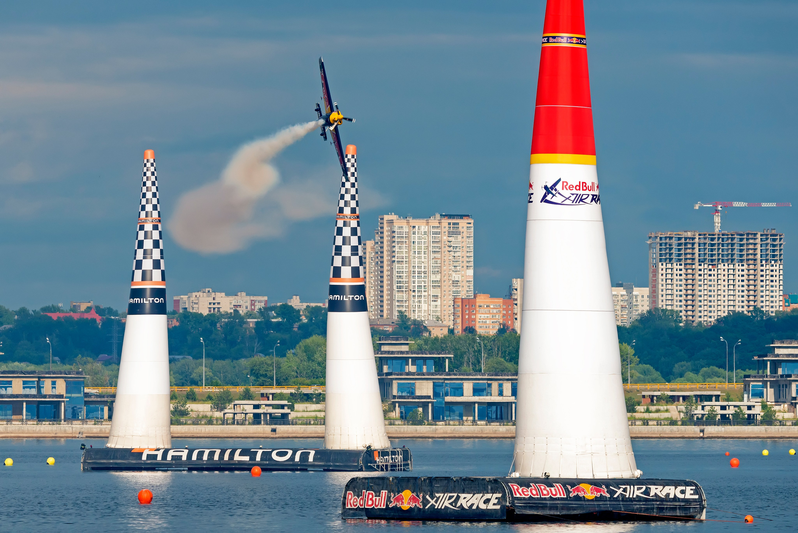 Авиация: самолеты, вертолеты, небесные зарисовки. От прошлого к будущему авиации через фотографию