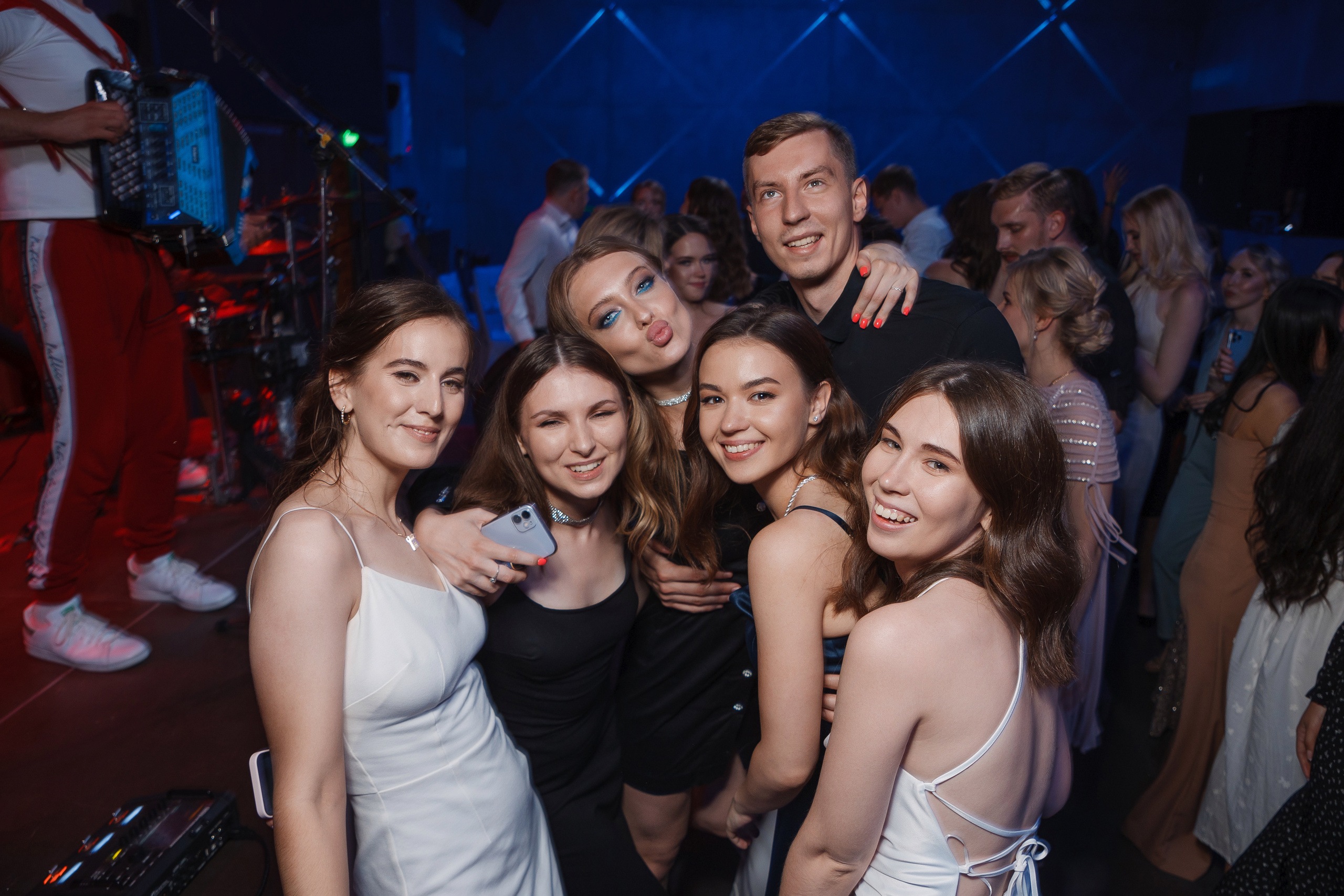 Выпускной вечер стоматологического факультета ВолГМУ. Свадебный и репортажный фотограф в Волгограде Антон Сидоренко