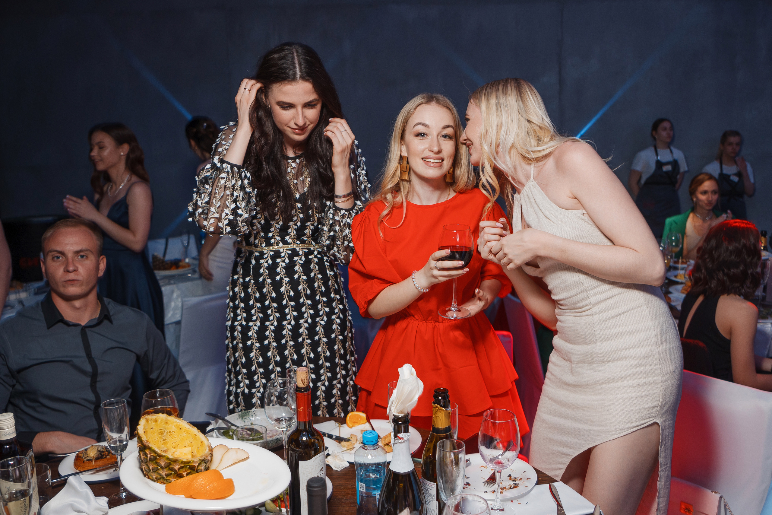 Выпускной вечер стоматологического факультета ВолГМУ. Свадебный и репортажный фотограф в Волгограде Антон Сидоренко