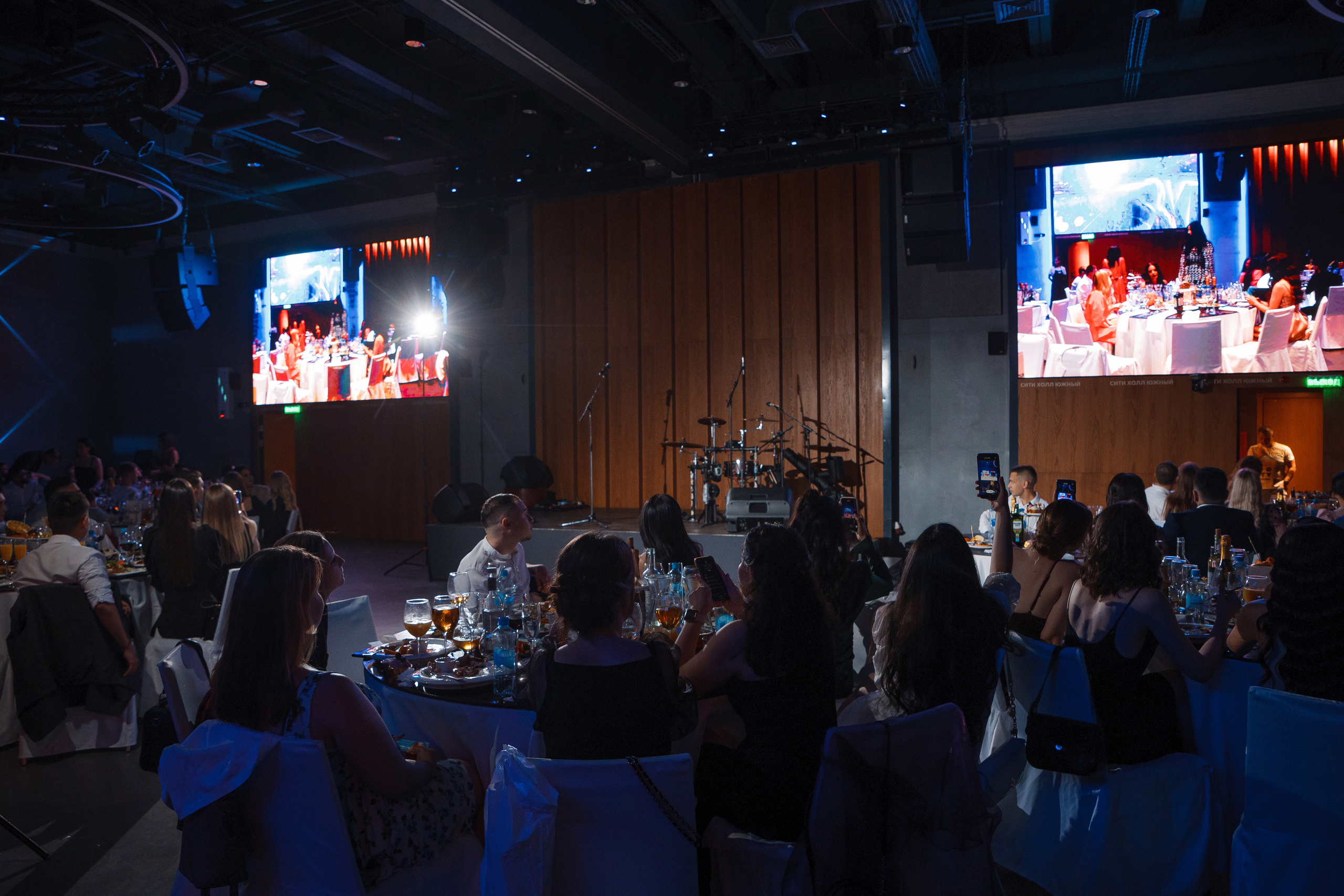 Выпускной вечер стоматологического факультета ВолГМУ. Свадебный и репортажный фотограф в Волгограде Антон Сидоренко