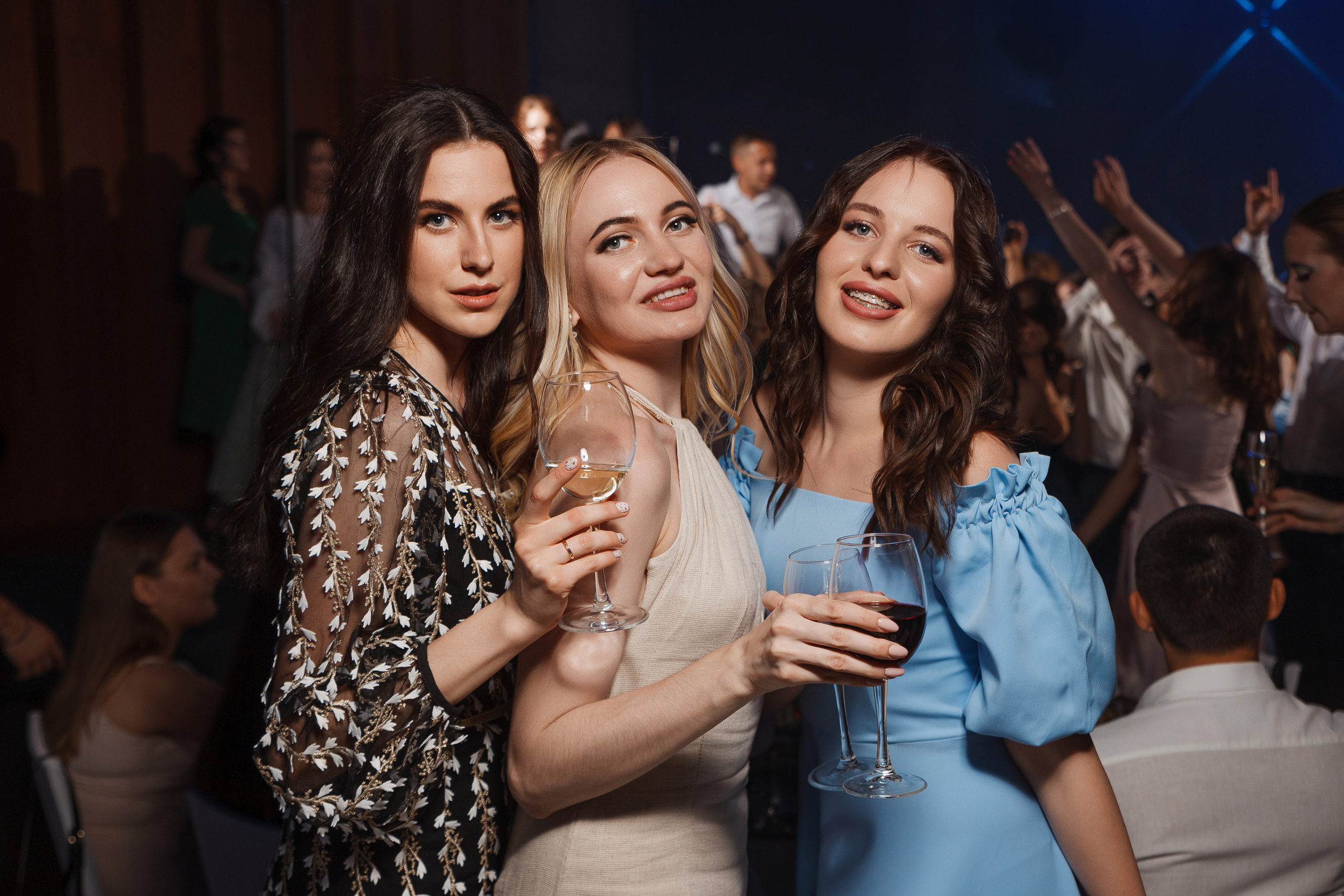 Выпускной вечер стоматологического факультета ВолГМУ. Свадебный и репортажный фотограф в Волгограде Антон Сидоренко