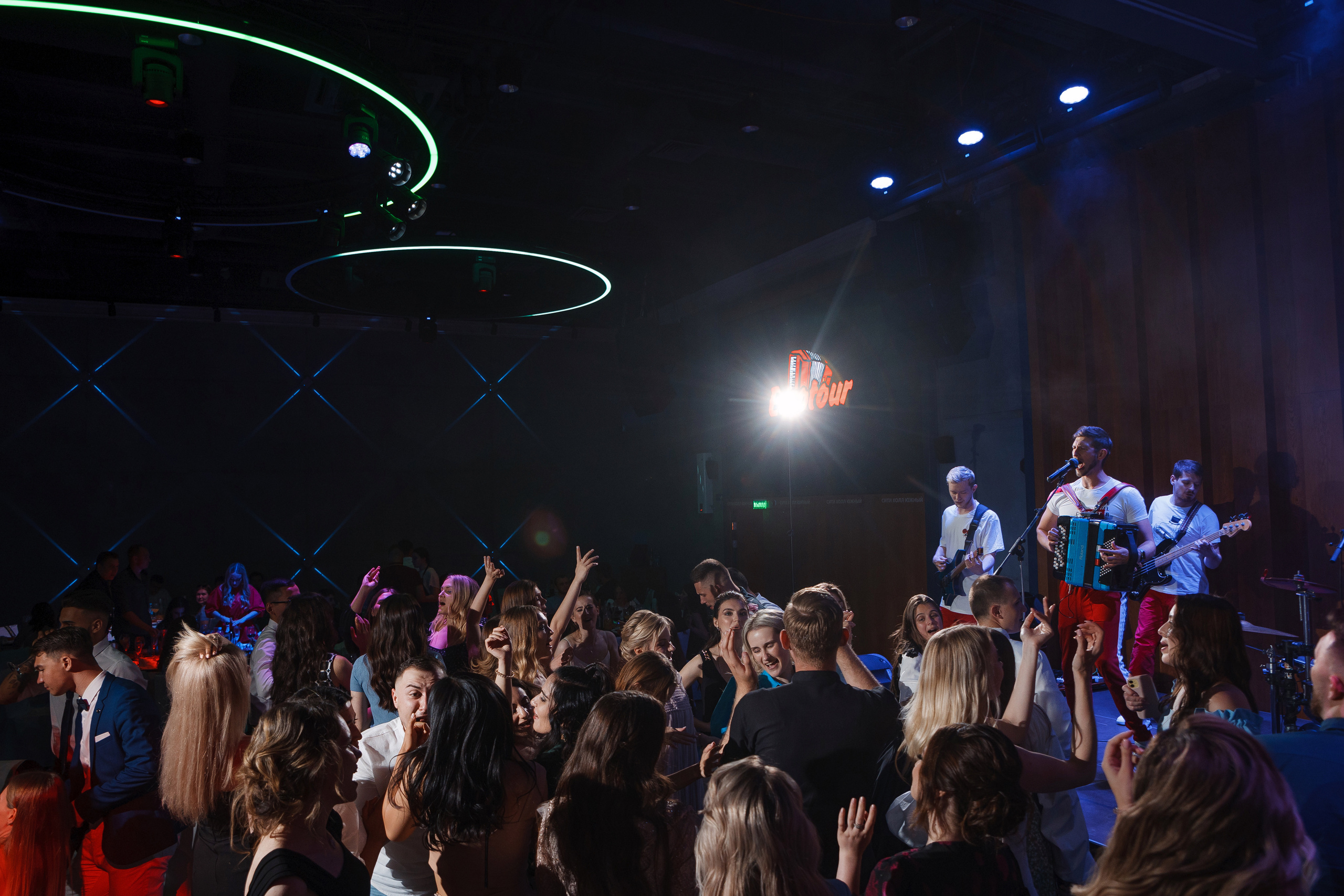 Выпускной вечер стоматологического факультета ВолГМУ. Свадебный и репортажный фотограф в Волгограде Антон Сидоренко