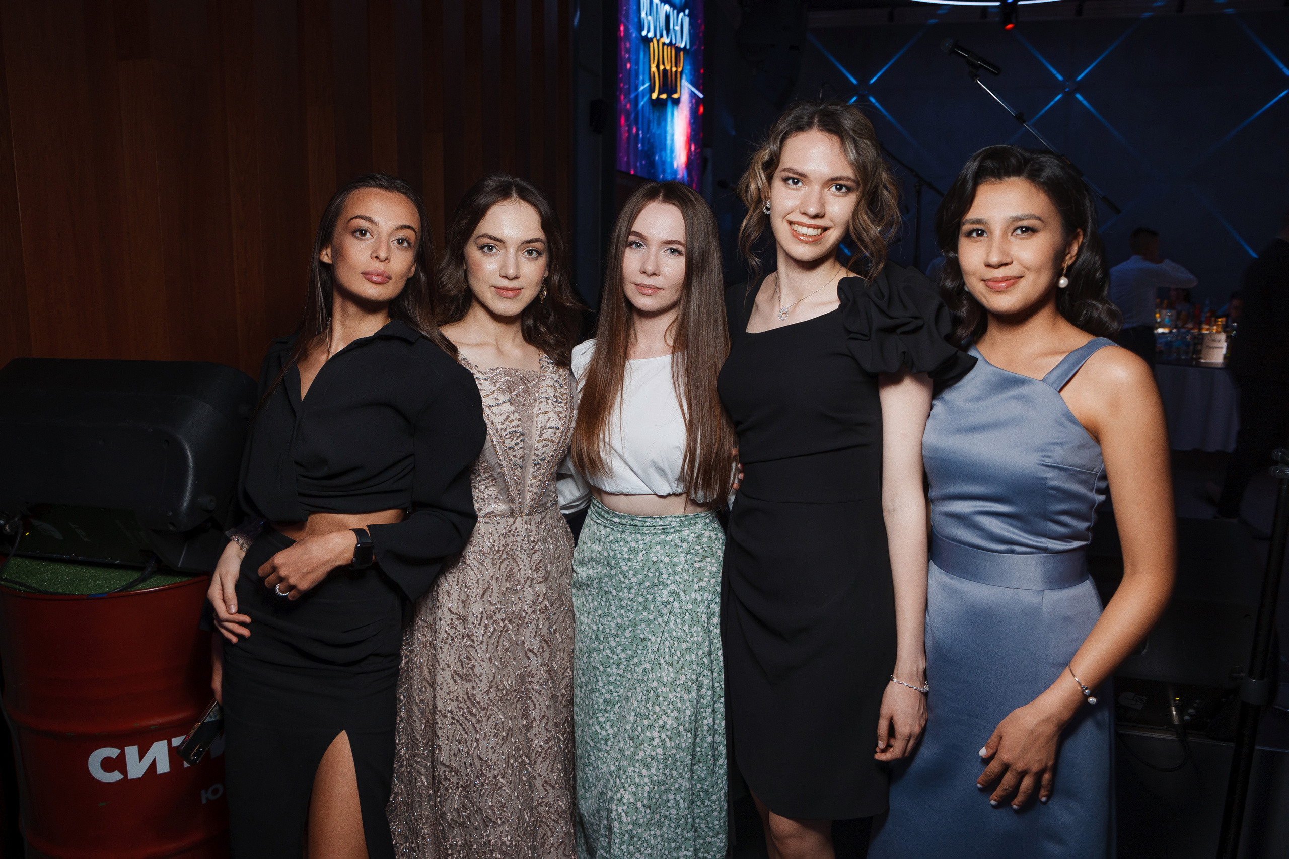 Выпускной вечер стоматологического факультета ВолГМУ. Свадебный и репортажный фотограф в Волгограде Антон Сидоренко