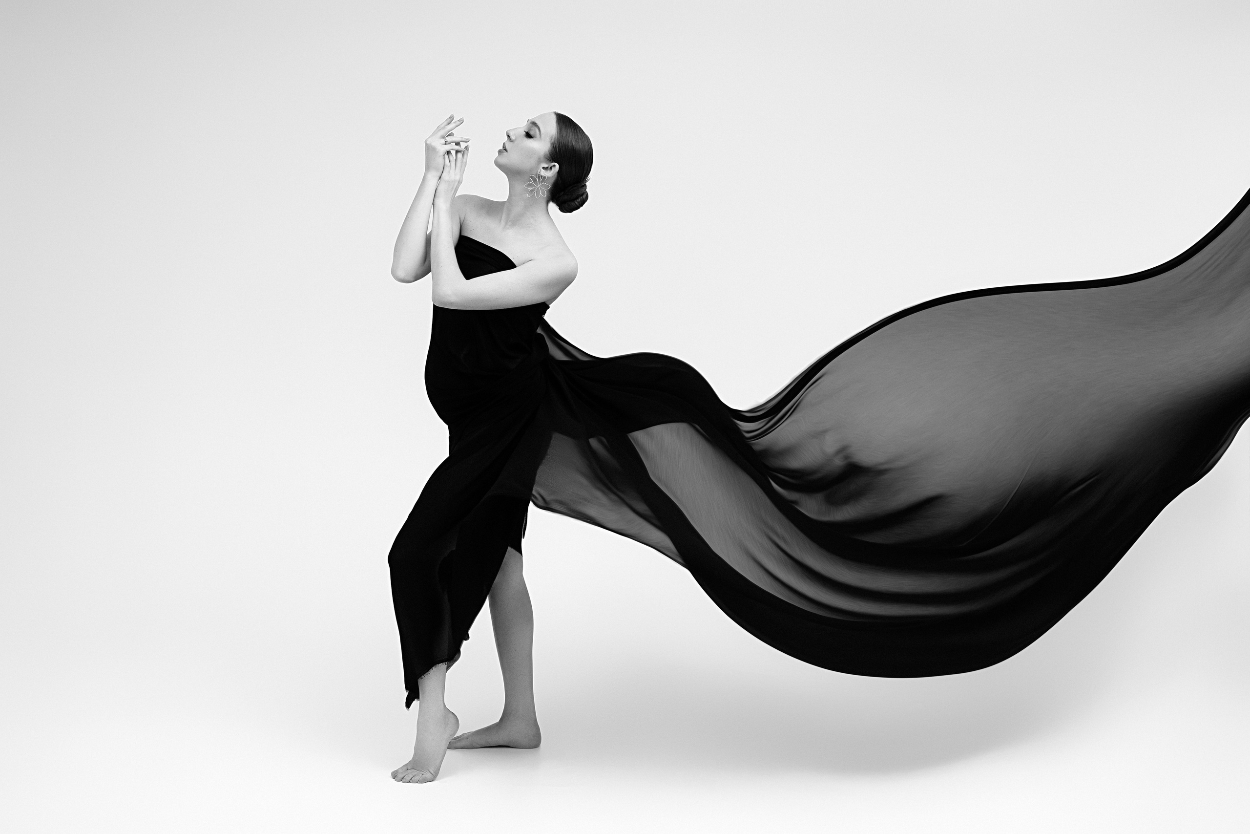 Ткани. Фотограф беременности в Омске Татьяна Медведева