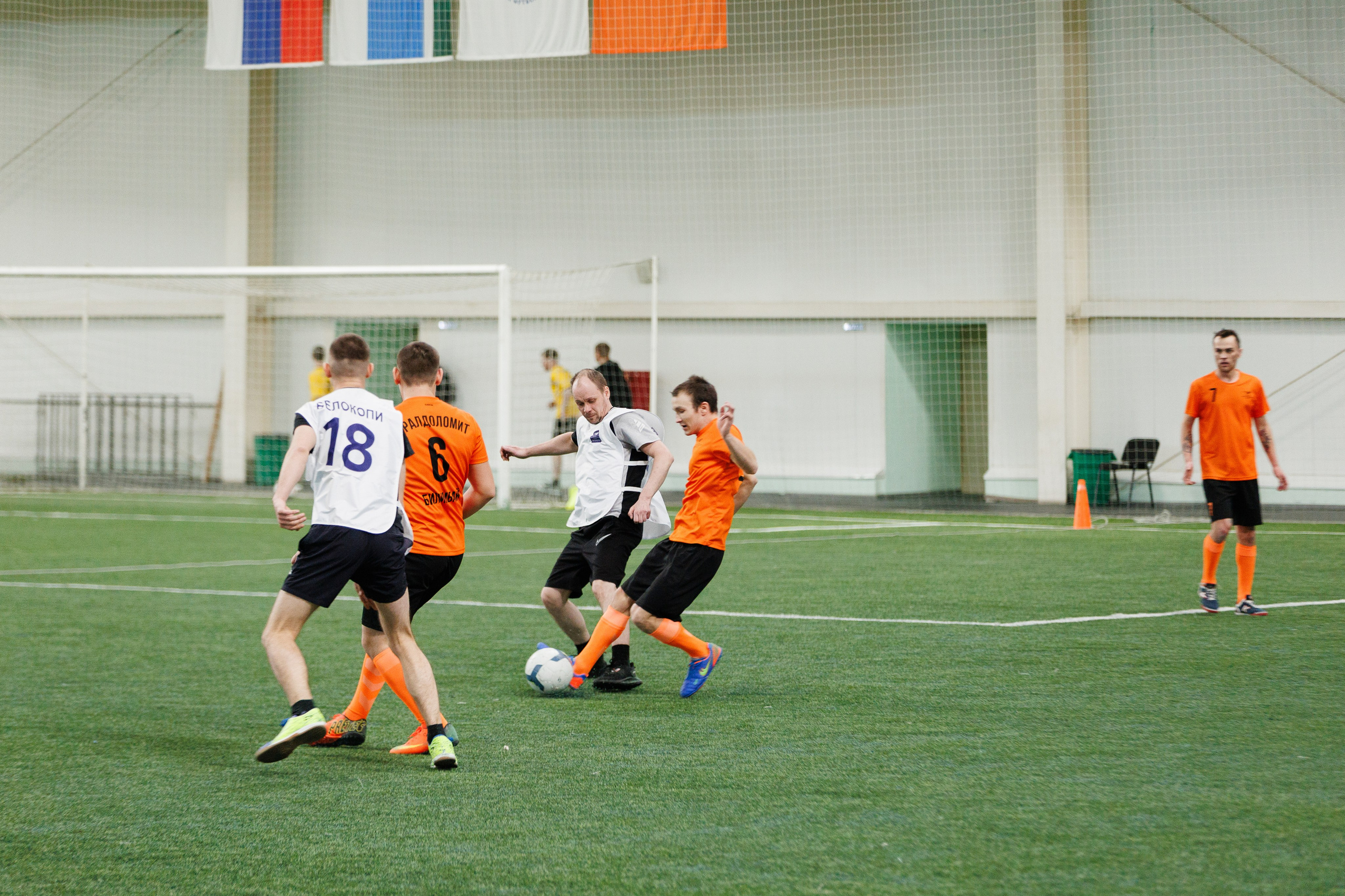 Фотограф на корпоративный футбольный турнир. Контент для бизнеса в Екатеринбурге Полдень Медиа