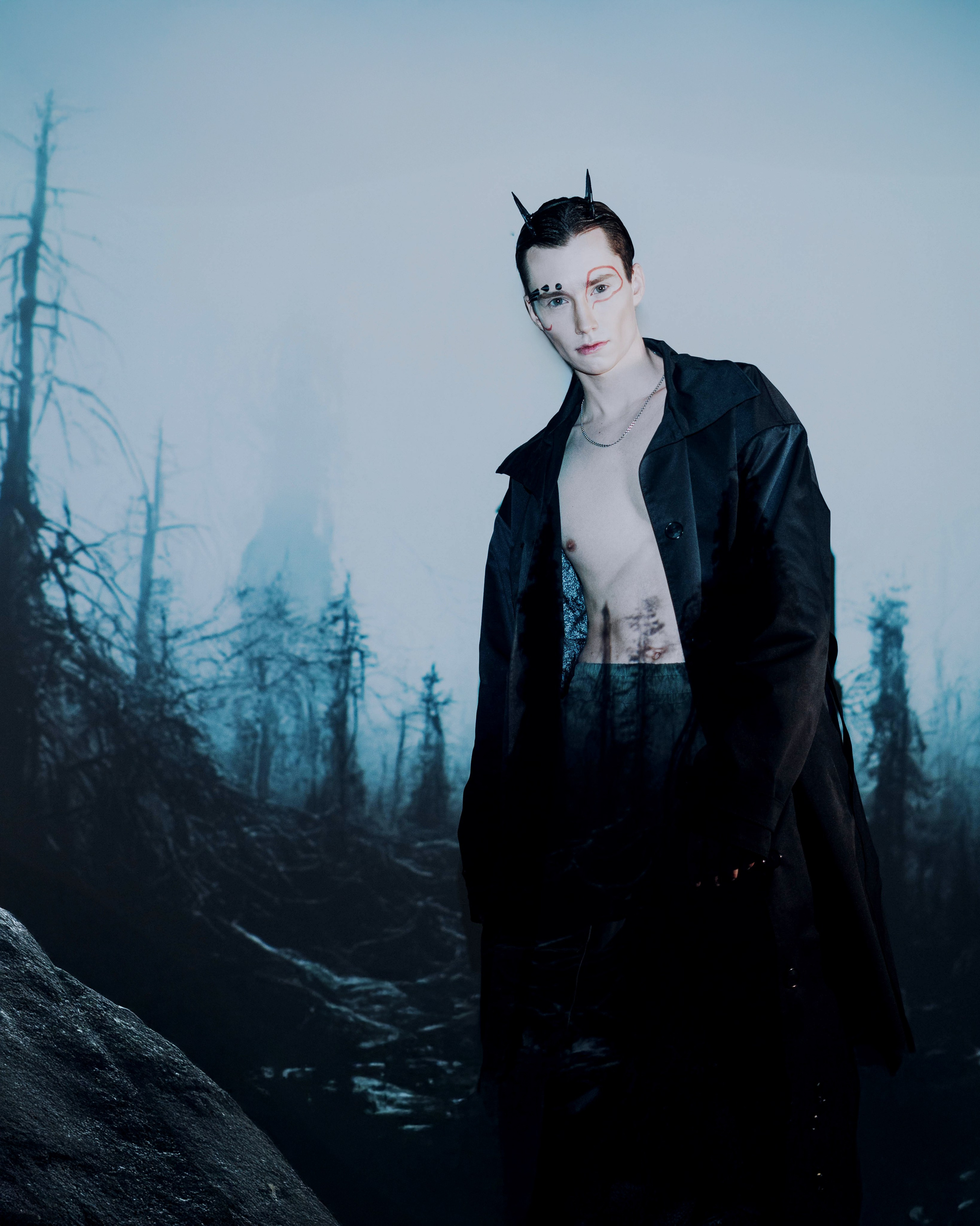 Креативная тематическая индивидуальная портретная съёмка. Фотограф Екатеринбург для вас или вашего бренда