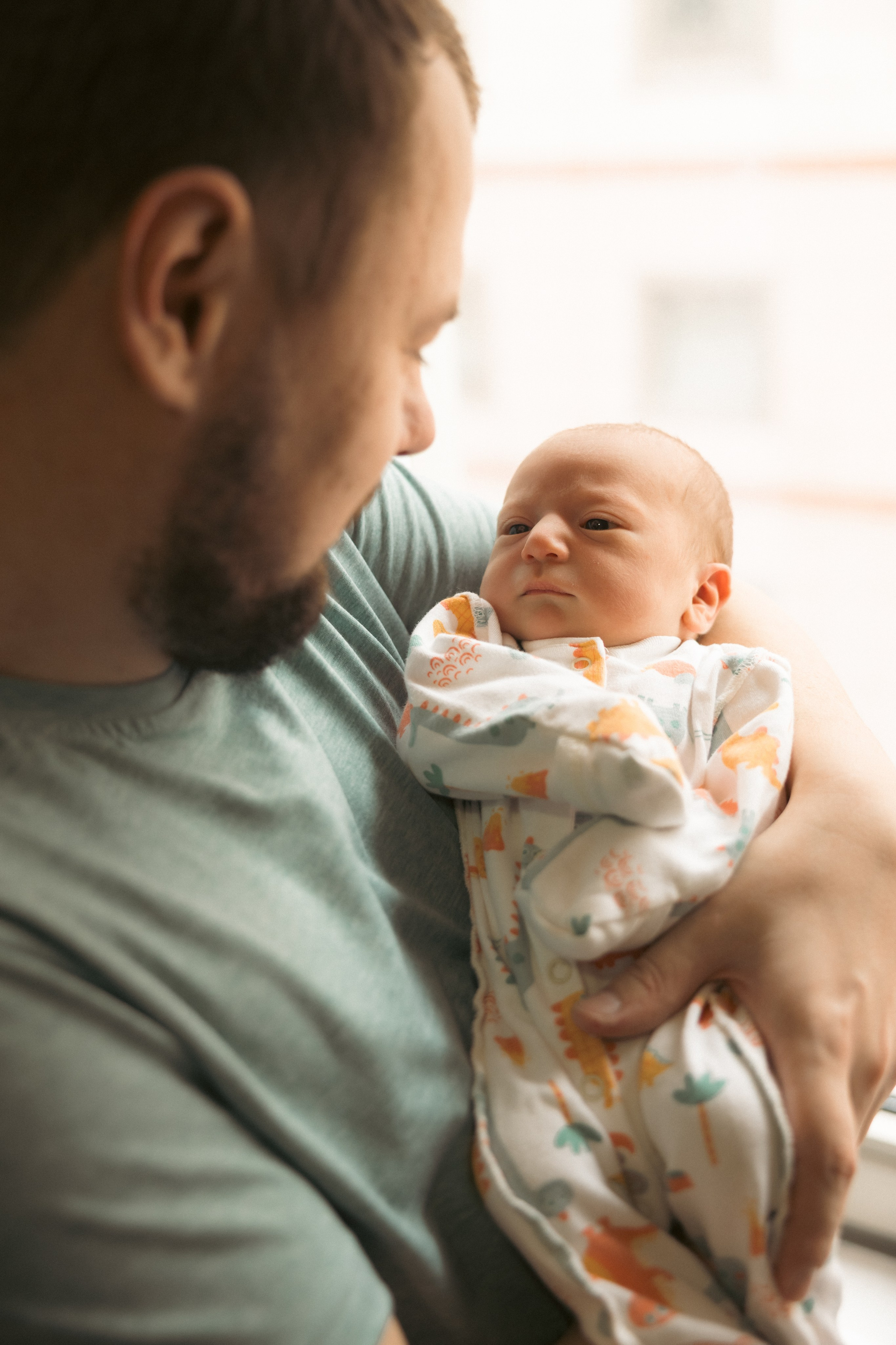 Рождение и выписка Миши. Клинический госпиталь MD GROUP на Севастопольском проспекте. Фотограф на роды в Москве. Фото и видео родов. Фотопроект «Продолжение рода»