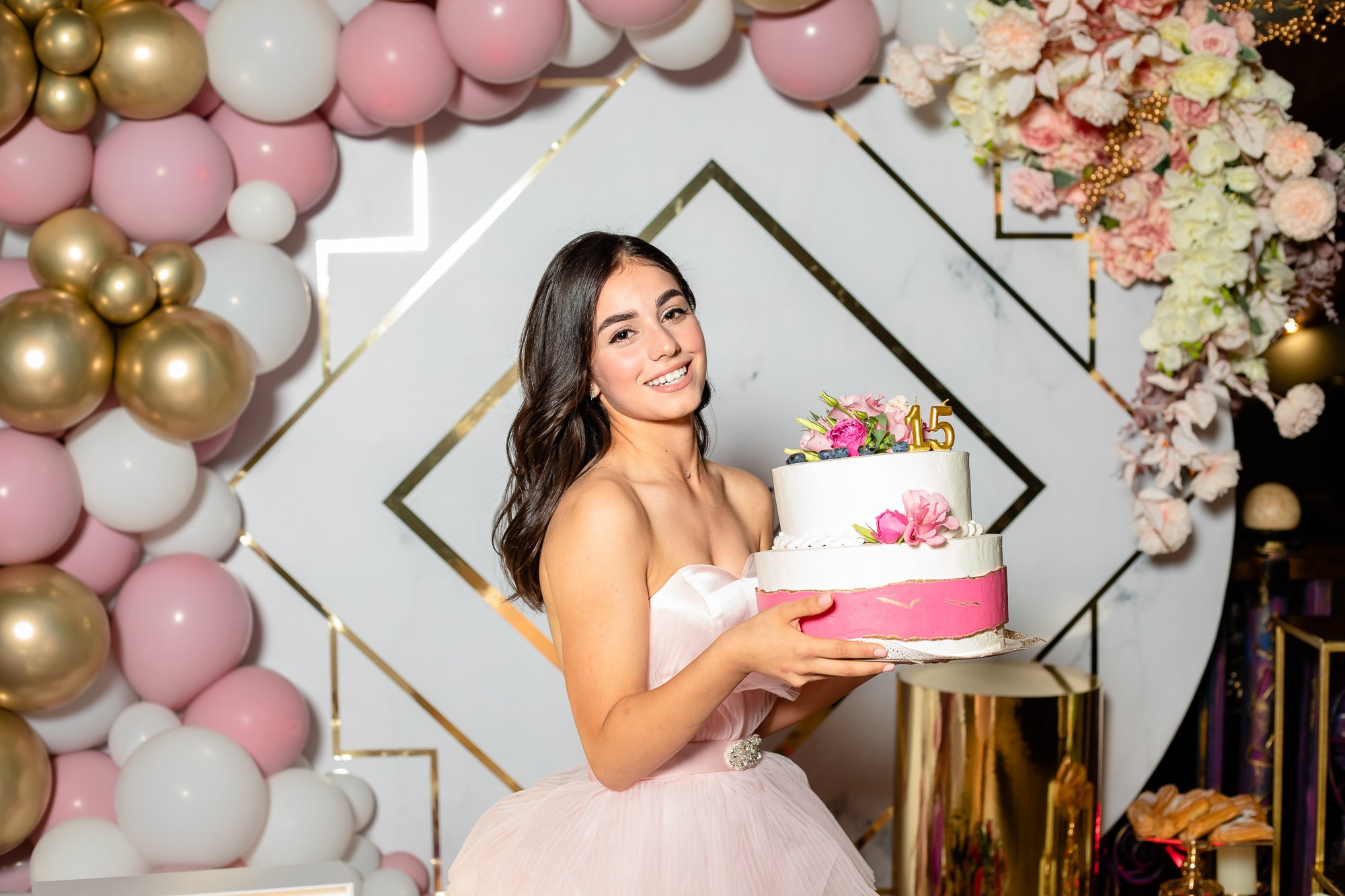 Съемки в ресторанах (свадьбы, юбилеи, выпускные вечера). Семейный и детский фотограф Марина Баладьян Сочи / Краснодар / Москва