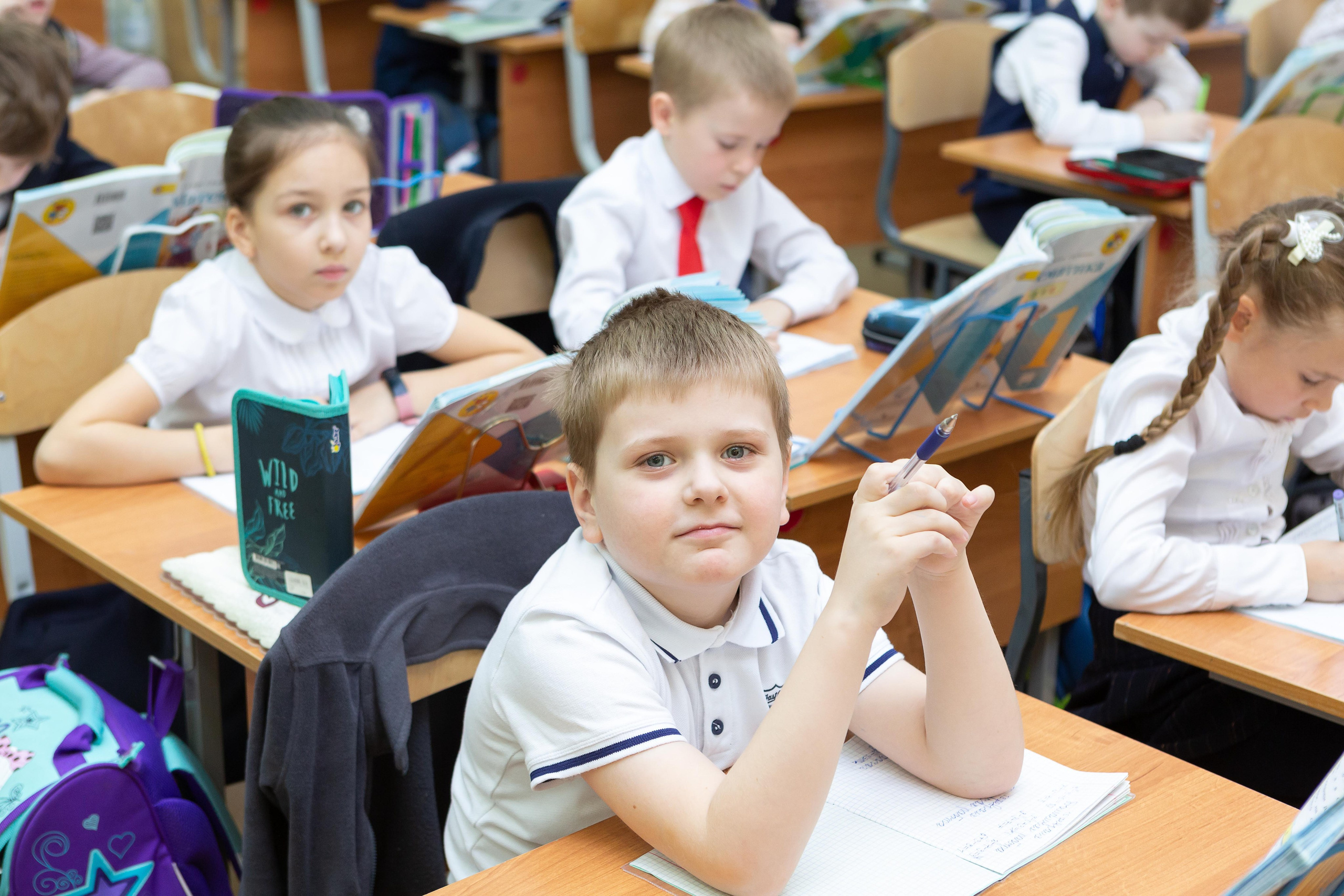 Гимназия № 7, г. Подольск. Выпускные альбомы и школьный фотограф в Подольске, Троицке, Щербинке, Москве и Московской области