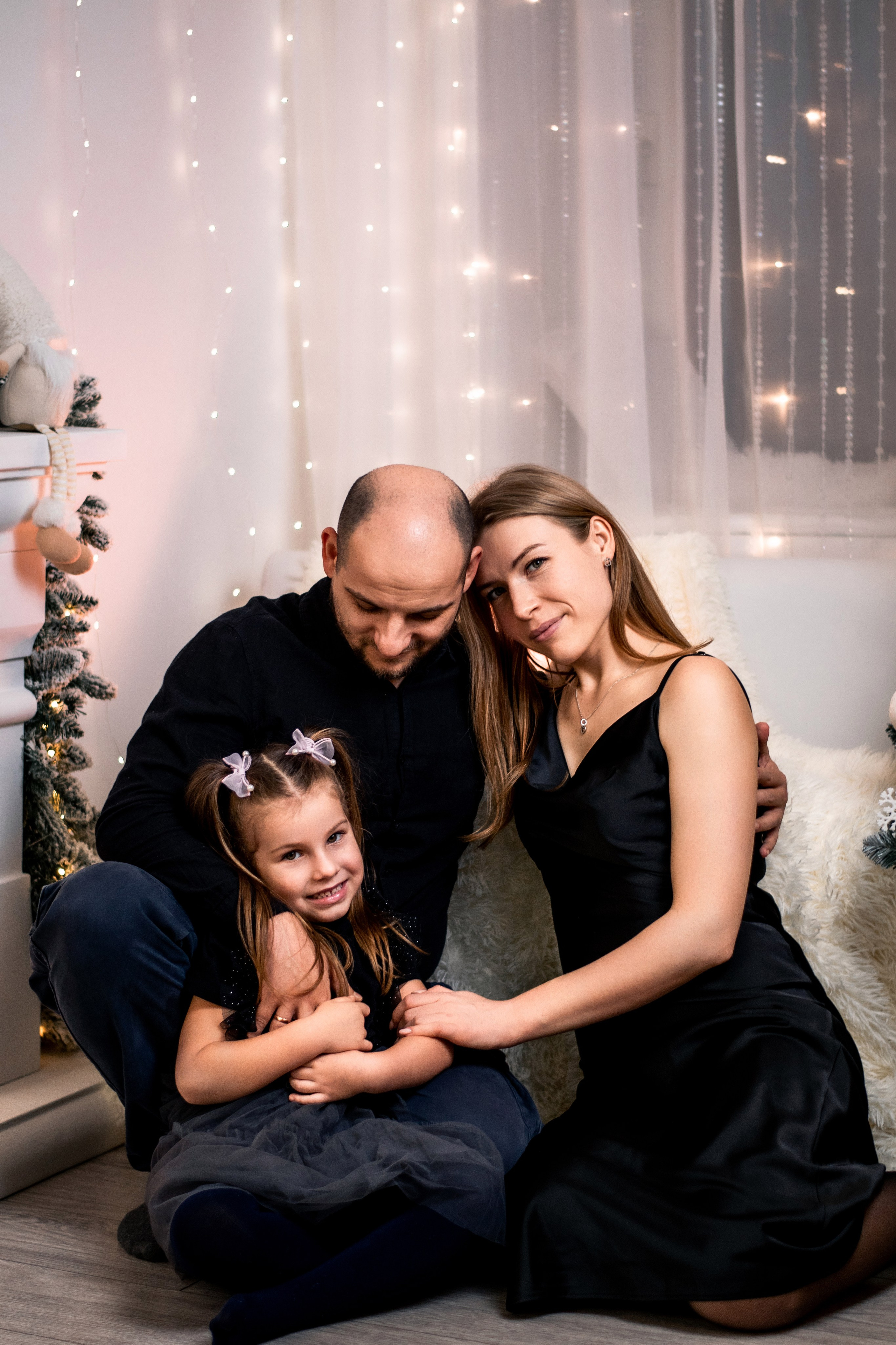 Семейная новогодняя фотосессия. Семейный фотограф в Озёрах и Коломне