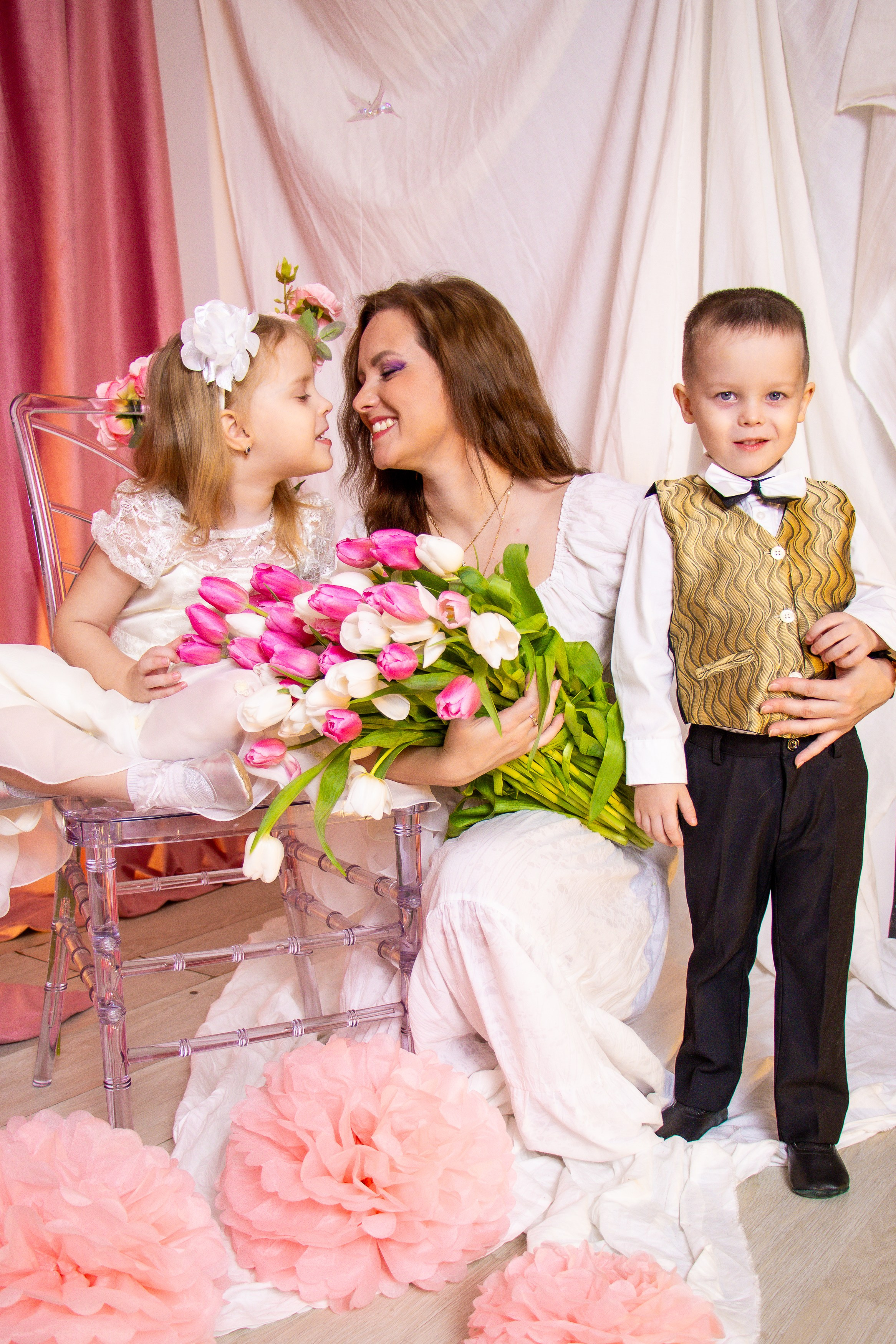 Семейная с тюльпанами. Фотограф Татьяна Матрос
