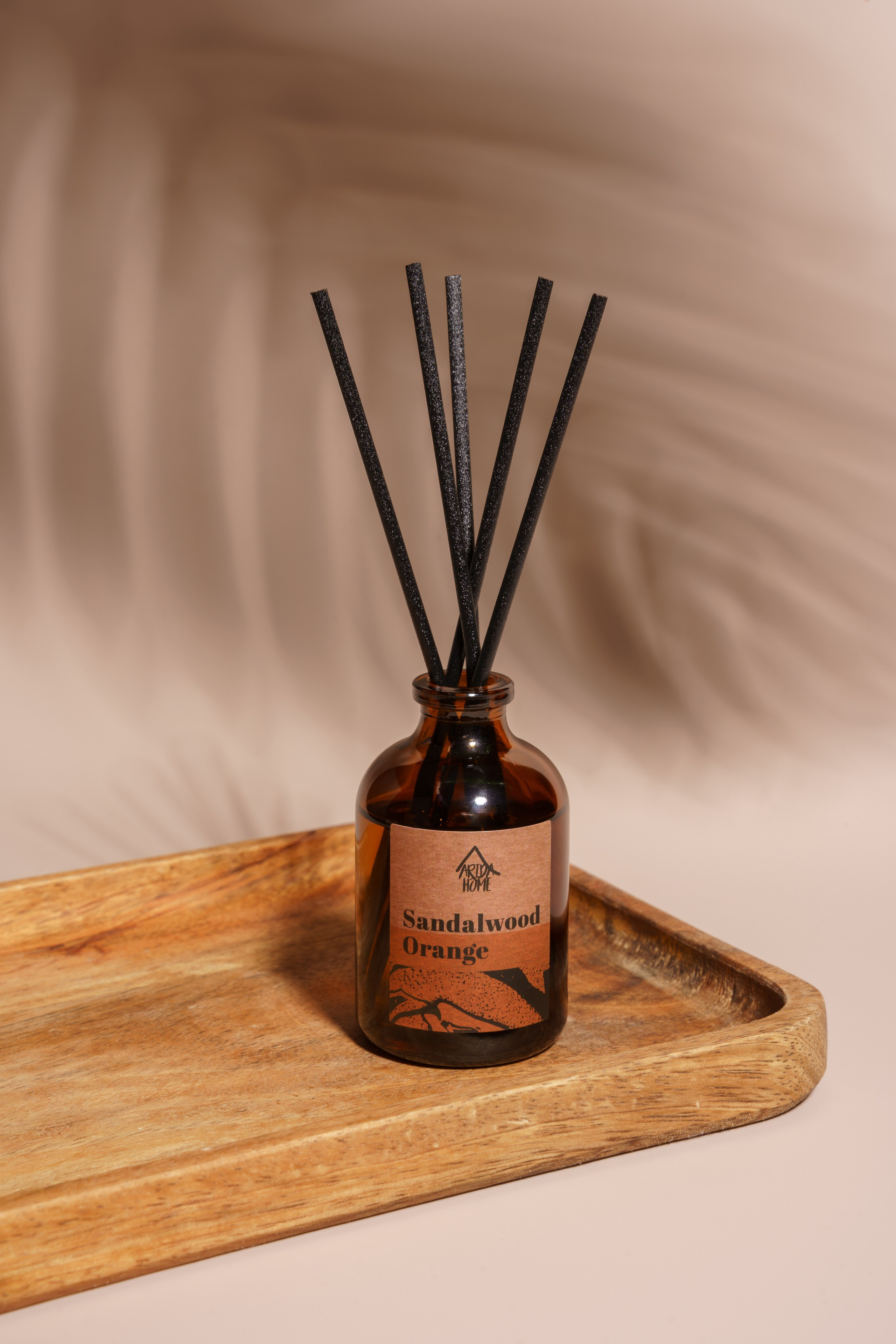 Съёмка аромадиффузора для животных для маркетплейса ozon и wildberries, и для социальных сетей. Предметный фотограф Санкт-Петербург