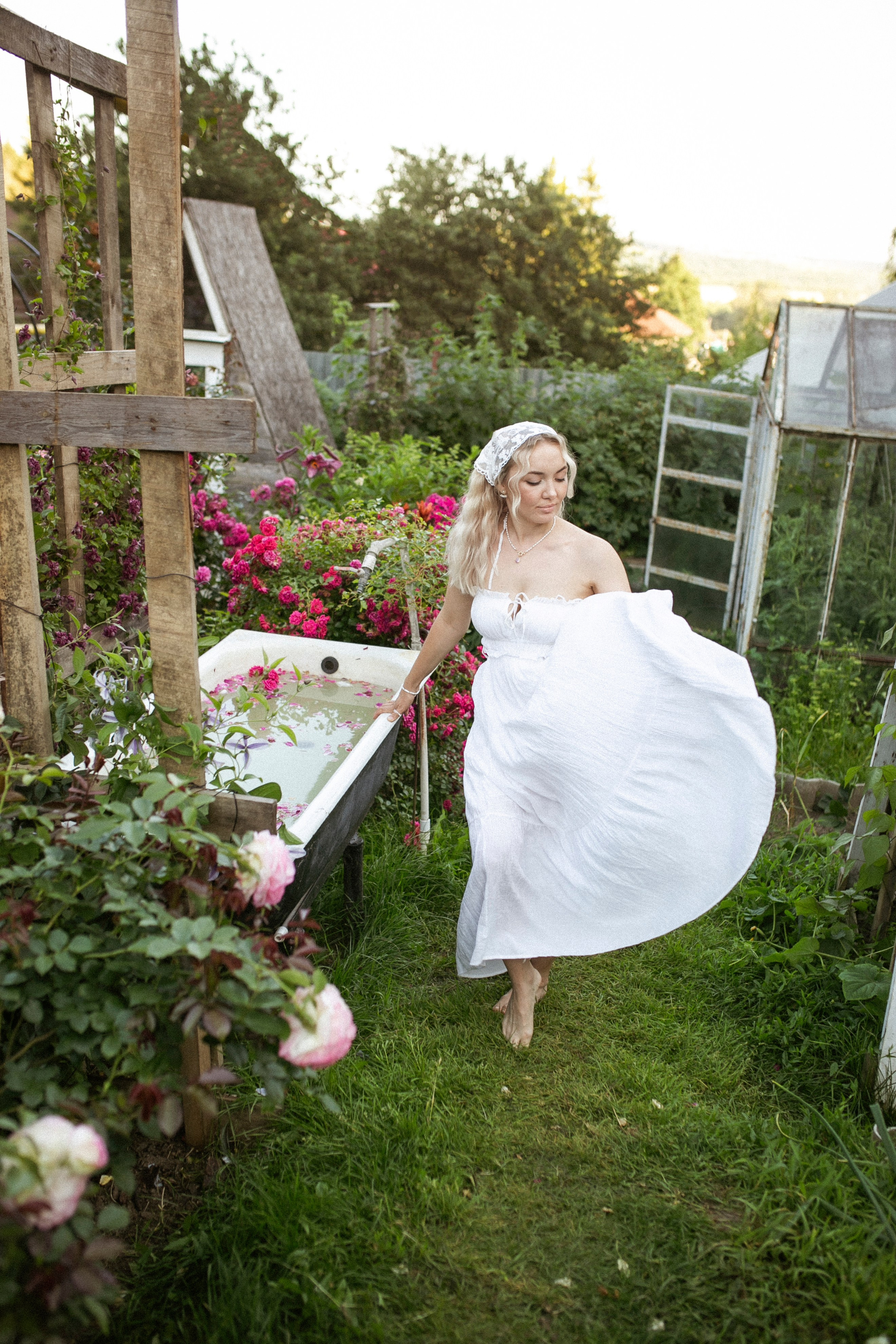 Фотосессия в шикарном саду с розами. Семейный и детский фотограф в Ижевске Анастасия Камариттинова