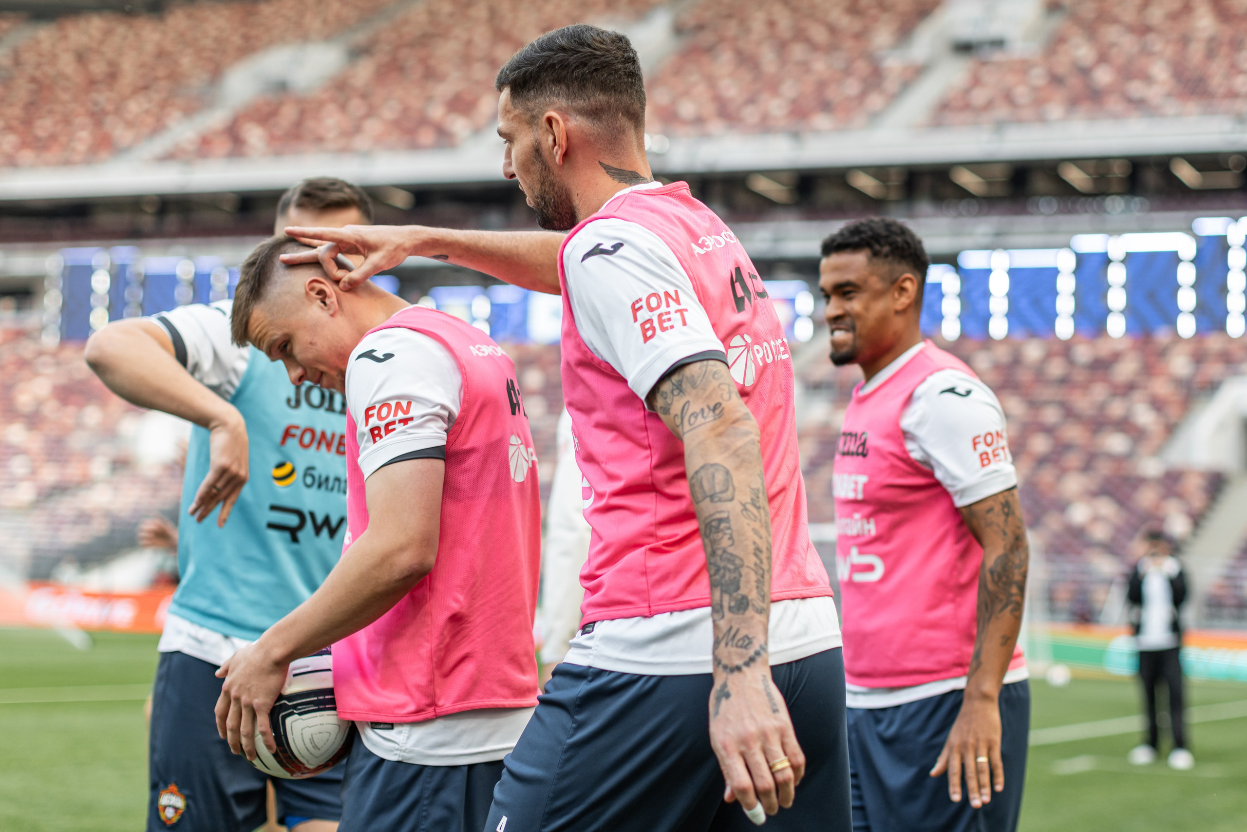 Футбол. Наталья Летунова — репортажный фотограф