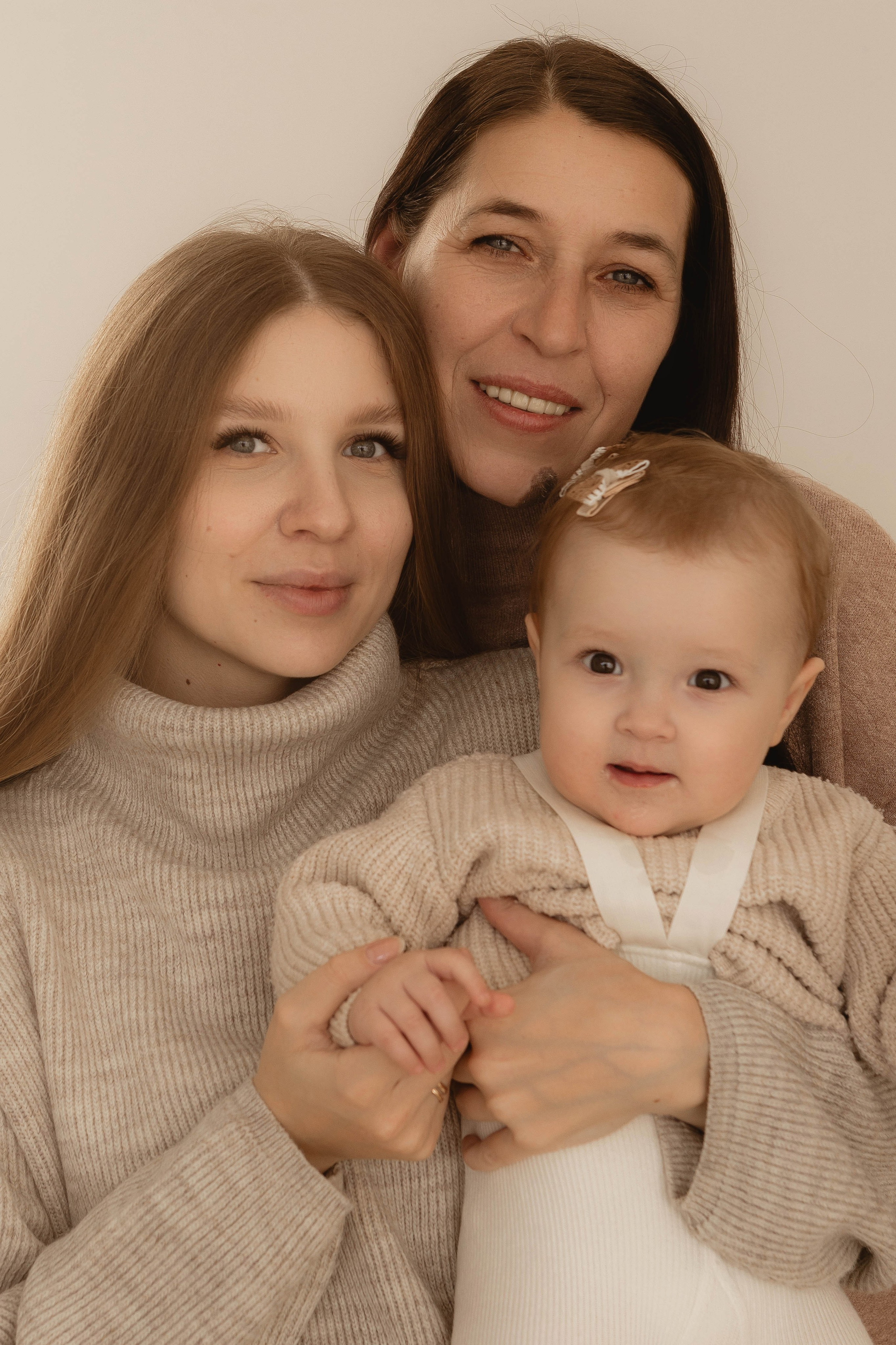 Дочь-мама-бабушка. Фотограф в Казани.Снимаю индивидуальные портреты, love story и свадьбы