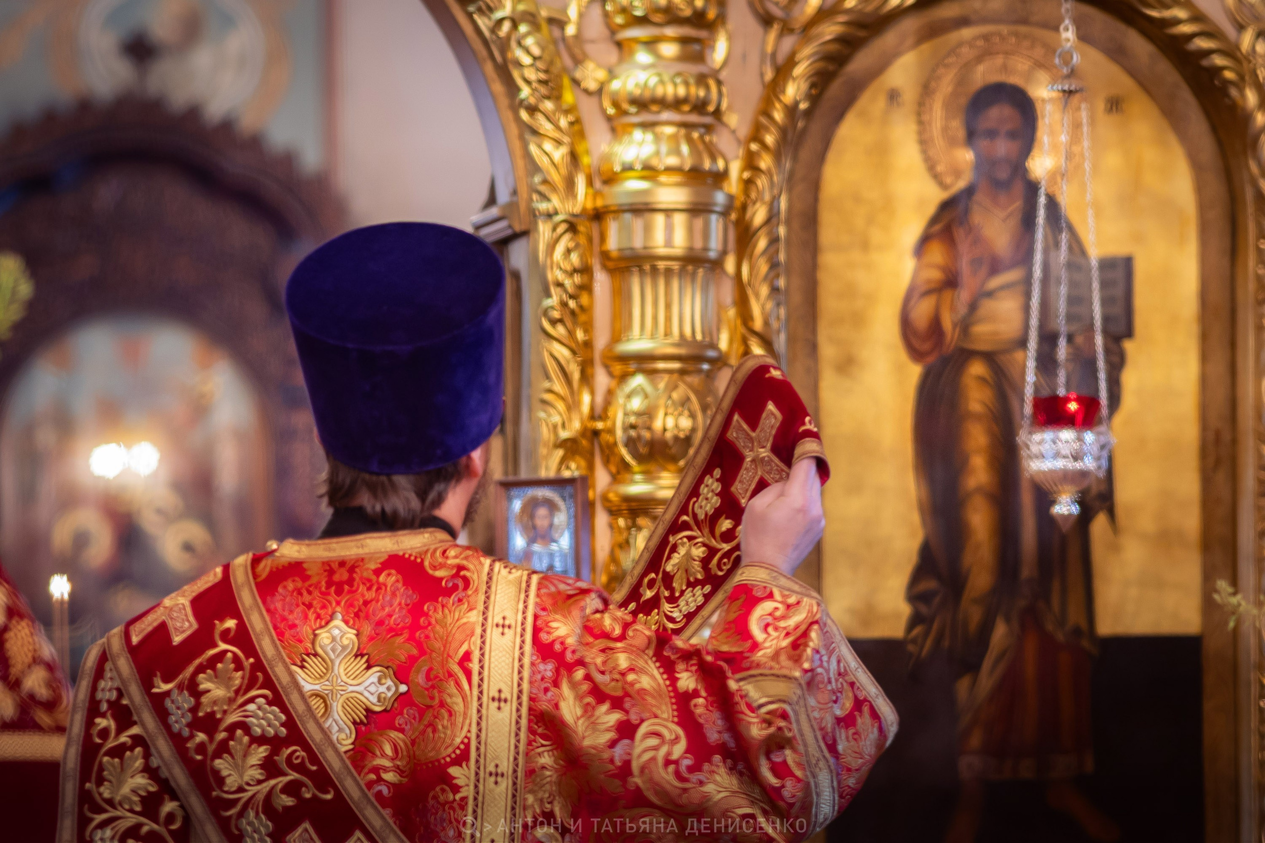Храм Преображения Господня в Богородском. Антипасха. Антон и Татьяна Денисенко — В храме
