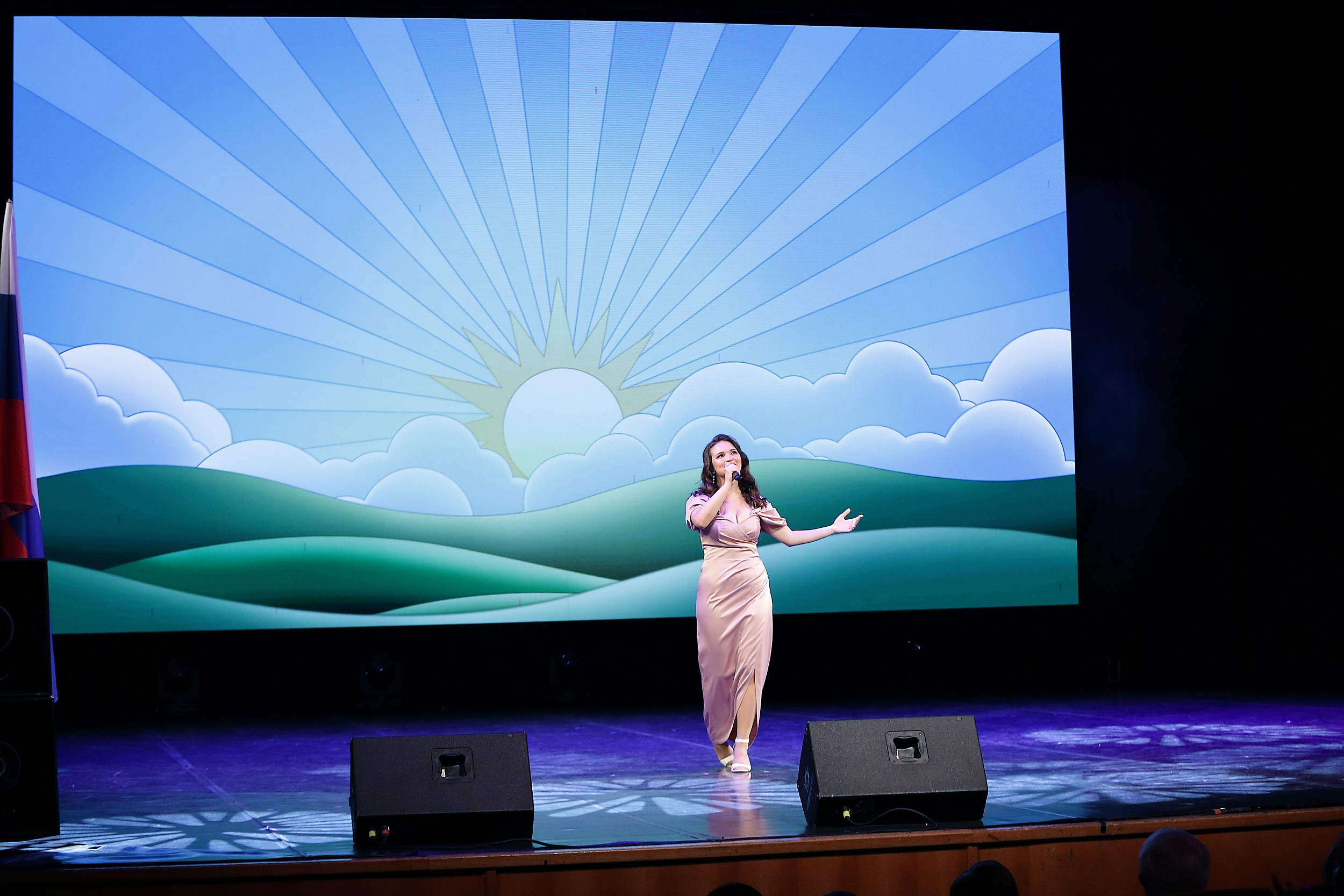 Выпускной Гимназия № 9 ДК УРАЛ. Свадебный и семейный фотограф и видеограф в Екатеринбурге Полянские Тимур и Анастасия